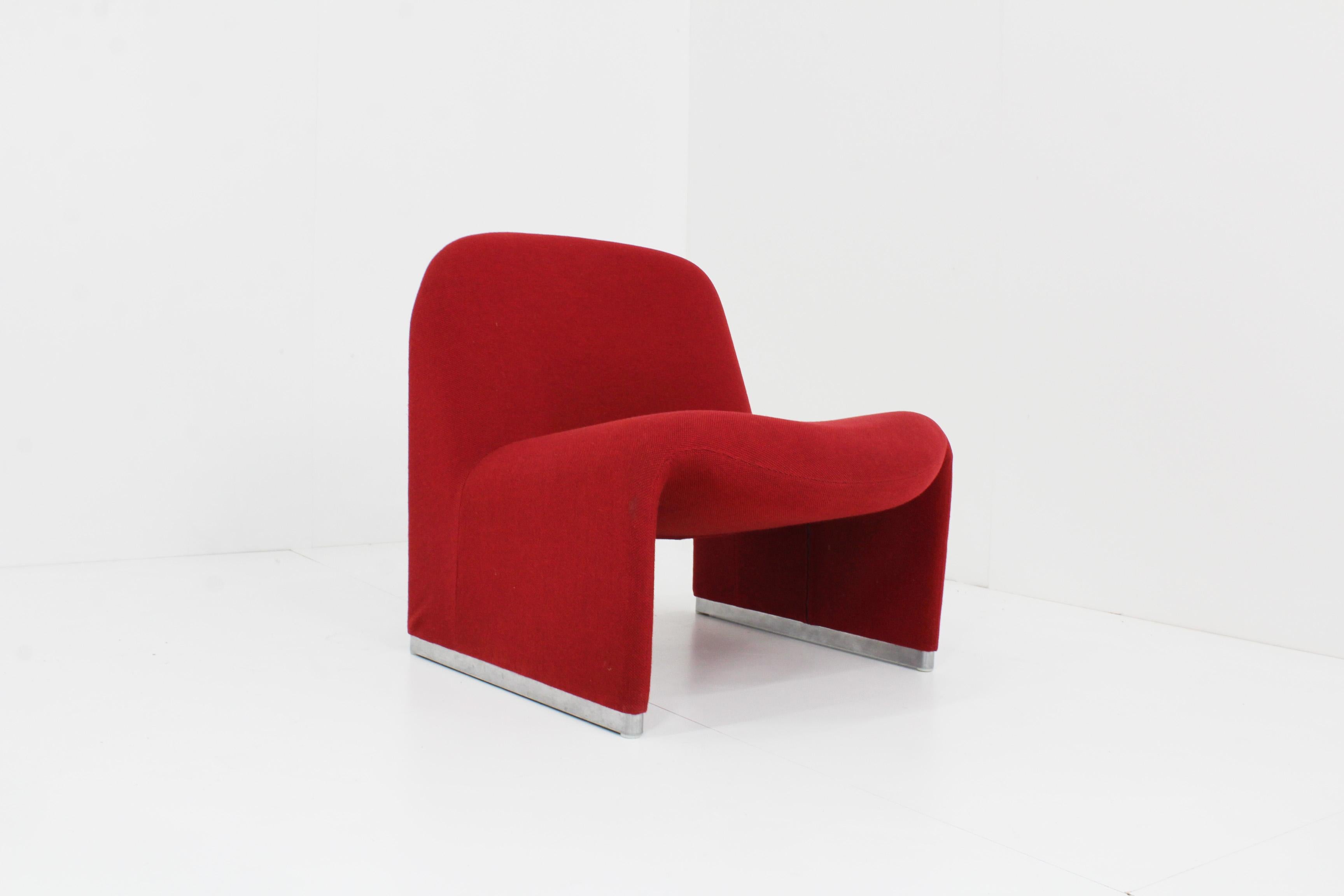 Giancarlo Piretti Alky Lounge Chair in Red / Magenta Fabric for Anonima Castelli 1