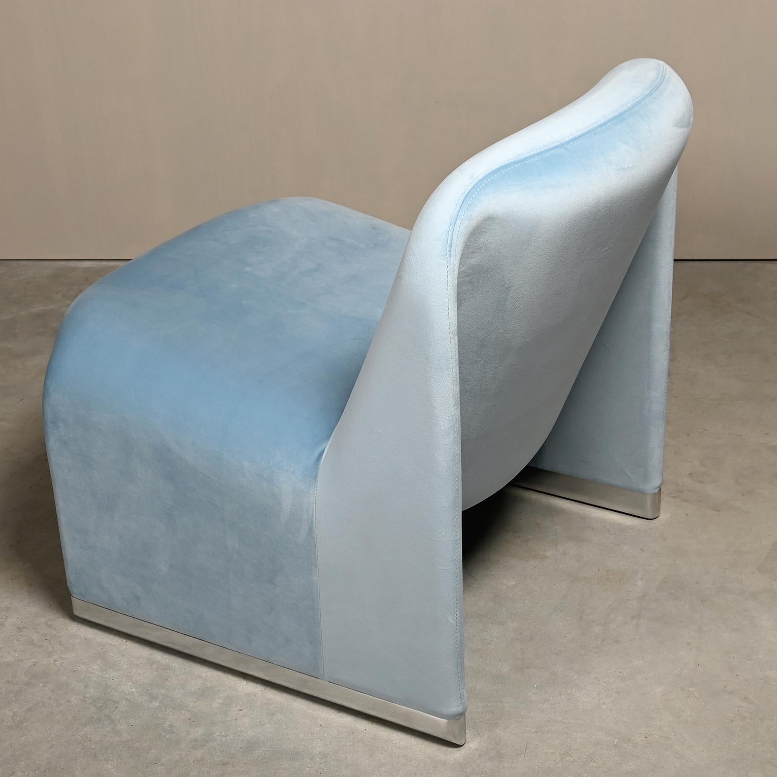 Giancarlo Piretti Alky Lounge Chair in Sky Blue Velvet for Anonima Castelli For Sale 7