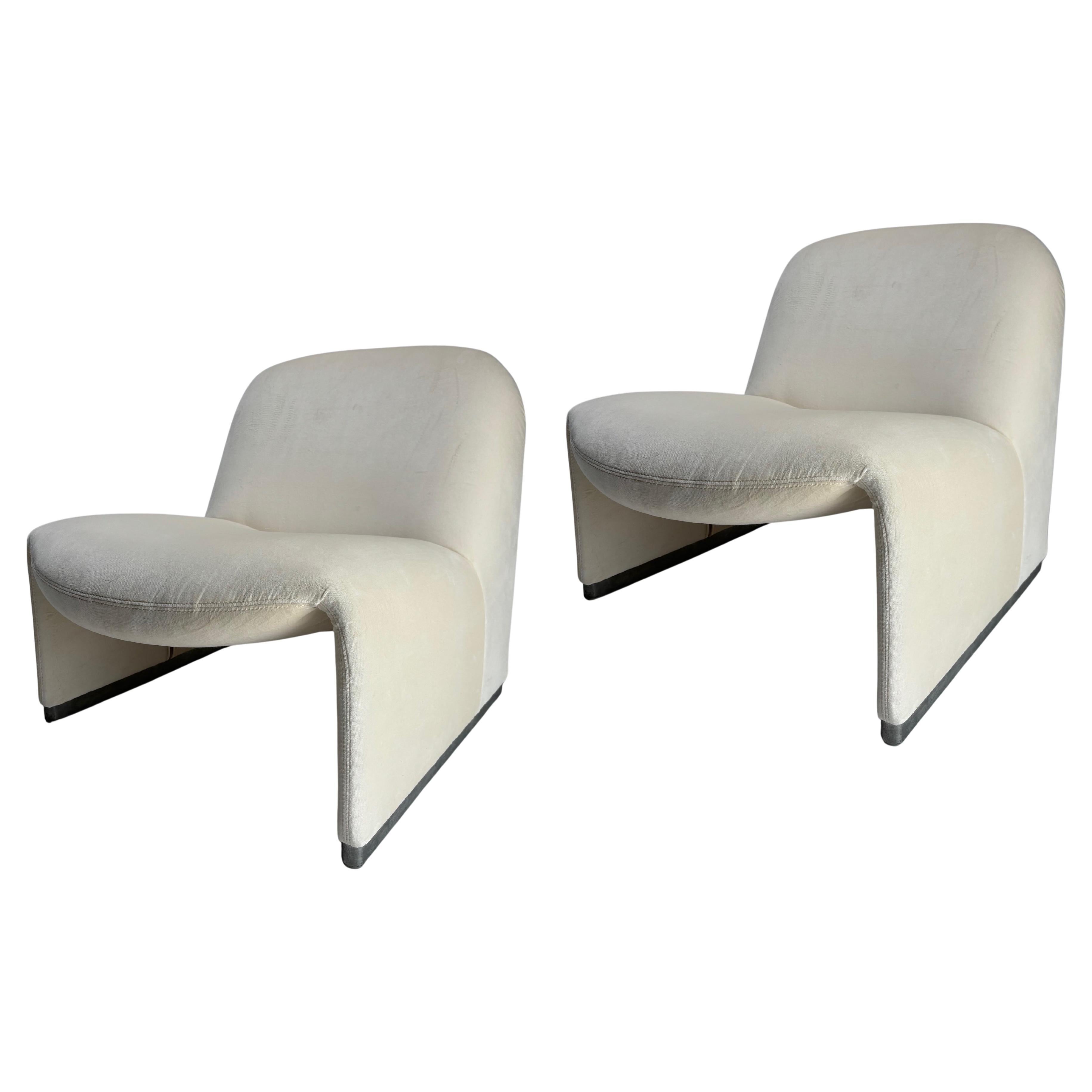 Giancarlo Piretti Alky Lounge Chair in White Velvet for Anonima Castelli, Italy For Sale