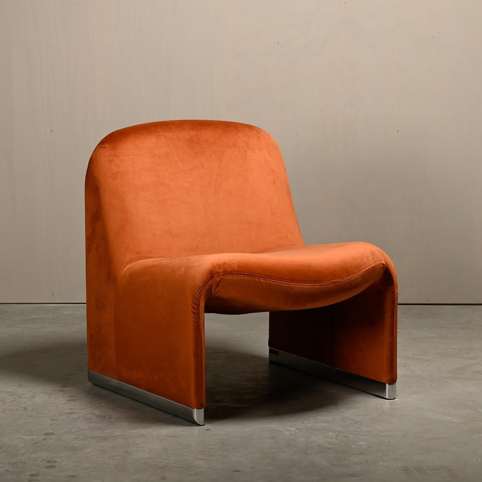 Giancarlo Piretti Alky Pair Lounge Chair in Brown Velvet for Castelli, Italy For Sale 1