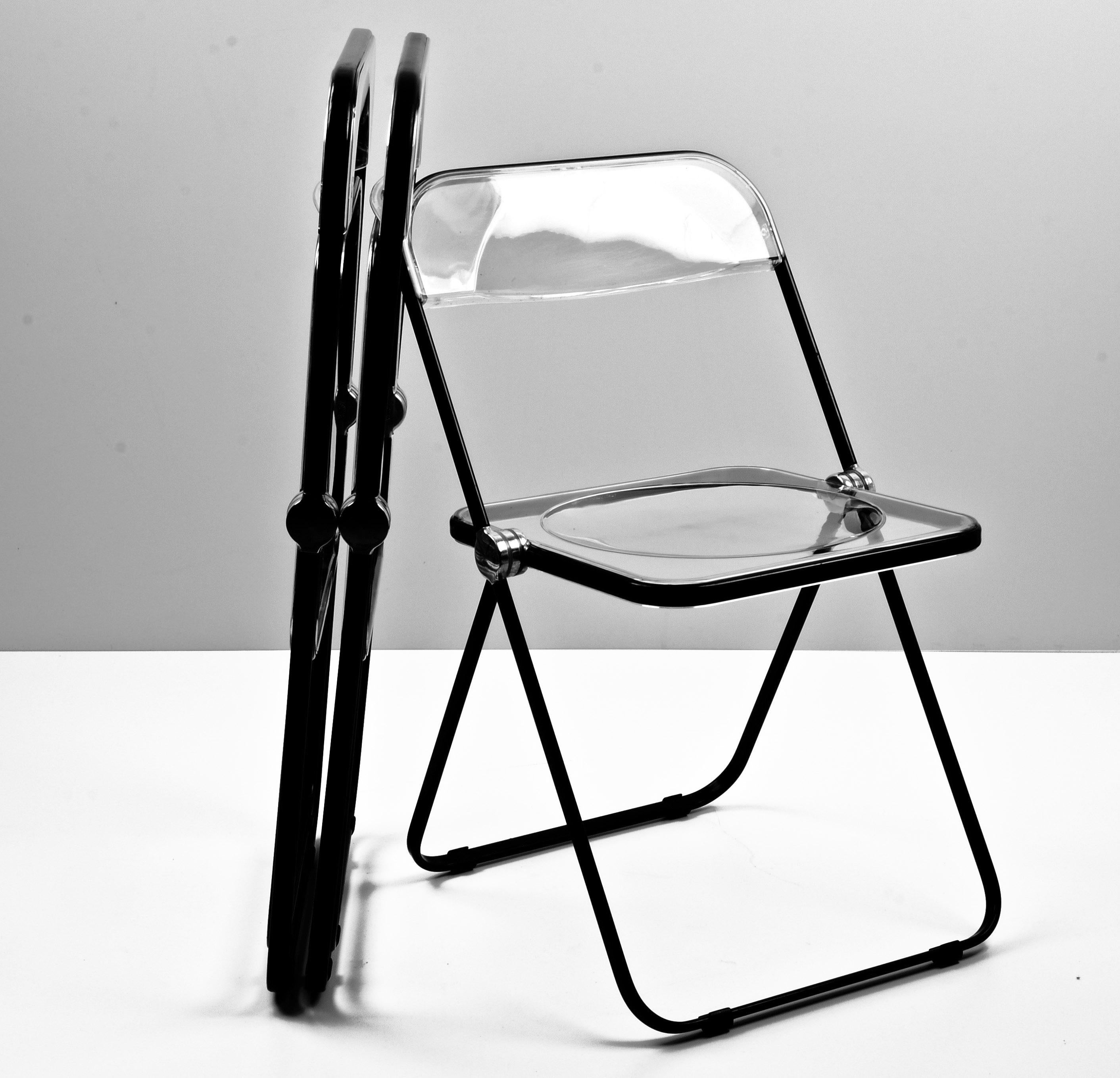 Chaise pliante italienne « Plia » en lucite transparente de Giancarlo Piretti pour Castelli, 1970 4