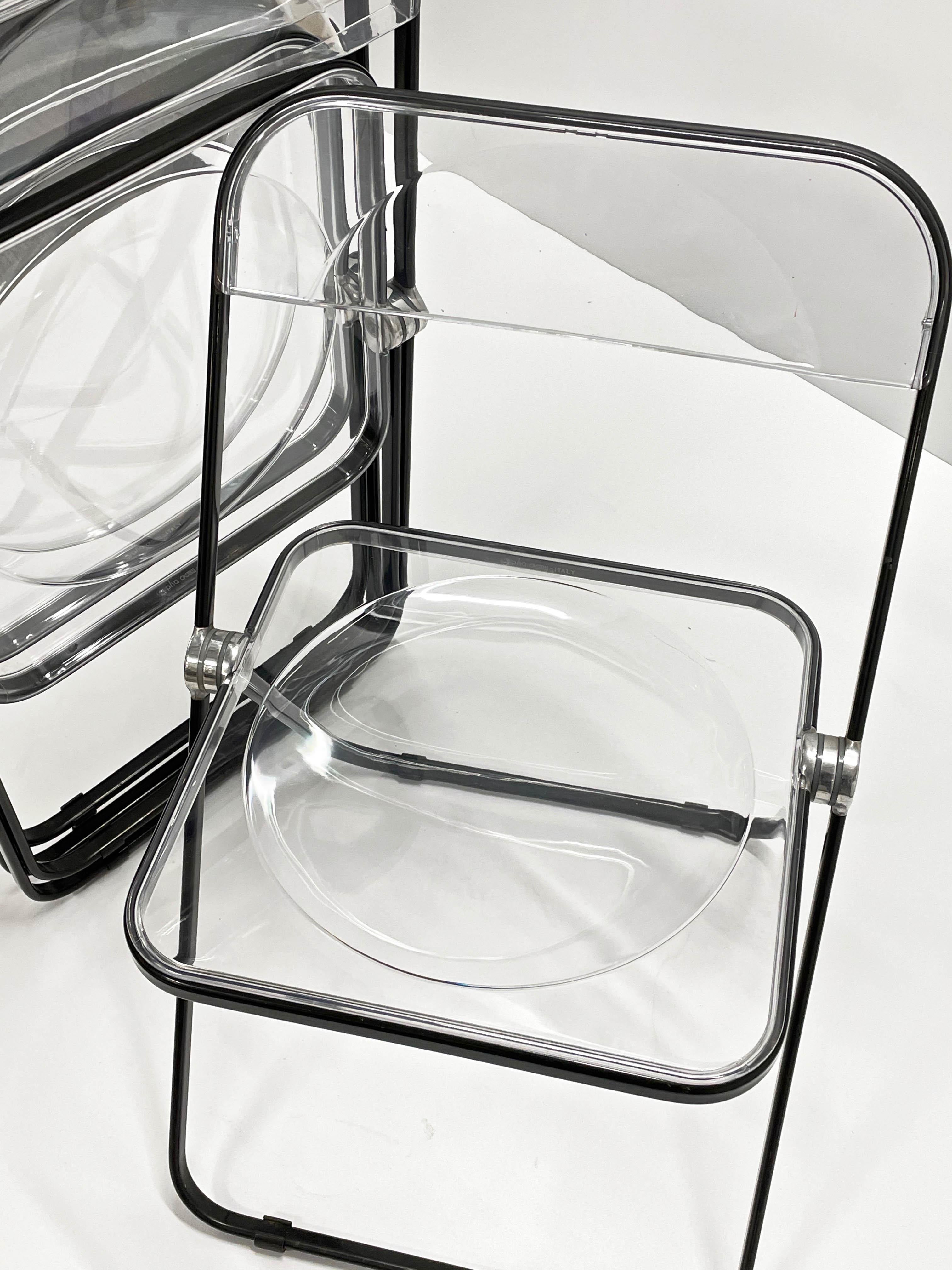 Chaise pliante italienne « Plia » en lucite transparente de Giancarlo Piretti pour Castelli, 1970 5