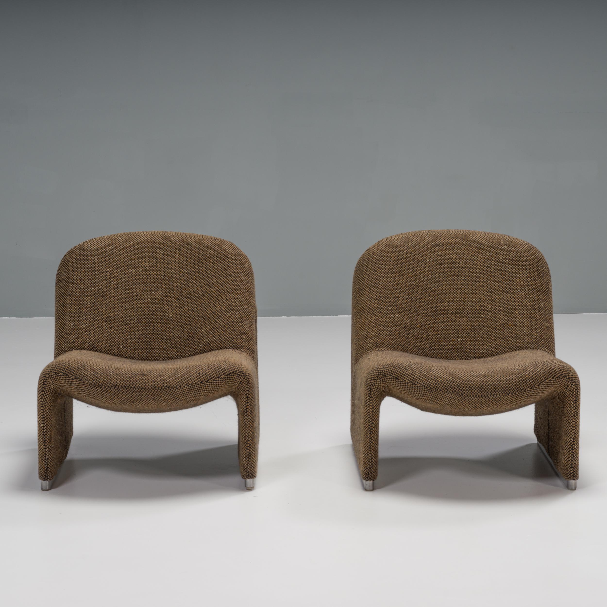 Mid-Century Modern Giancarlo Piretti for Artifort Brown Tweed Alky Chairs, 1970s, Set of 2
