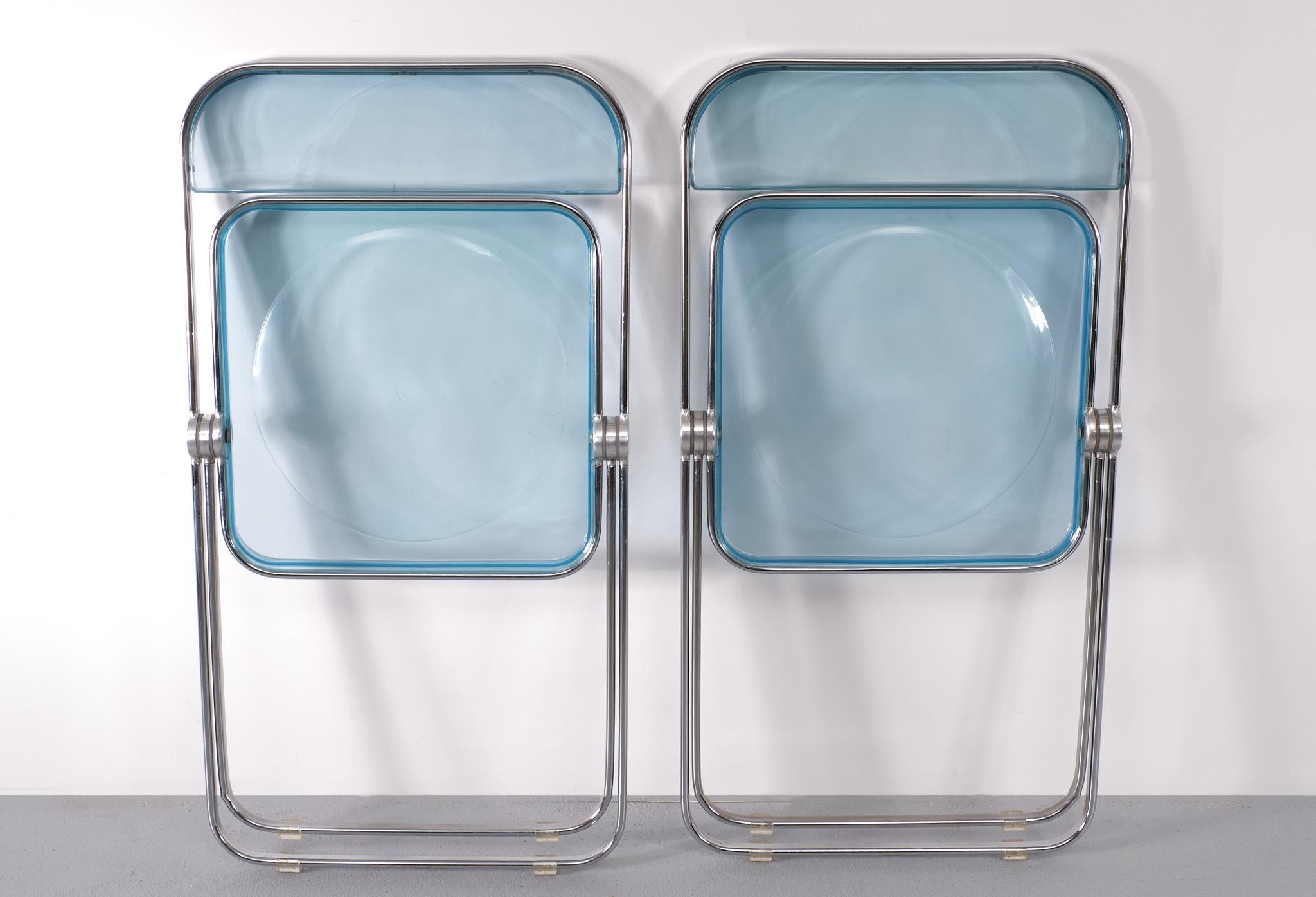 Giancarlo Piretti for Castelli 'Plia' Chair, Italy  Blue color  1