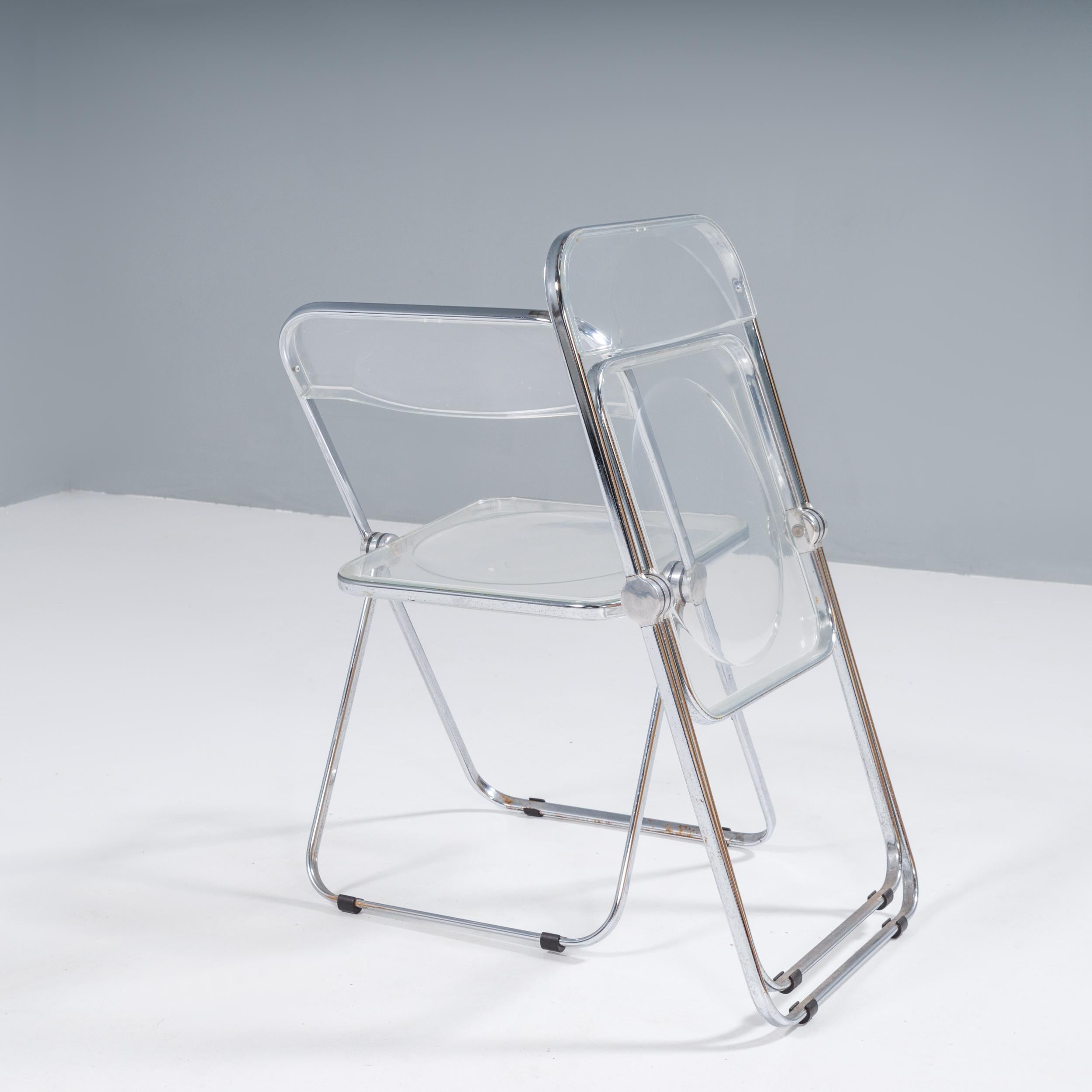 Italienische Kunststoff-Esszimmerstühle von Giancarlo Piretti für Castelli Plia, 2er-Set (Mitte des 20. Jahrhunderts) im Angebot