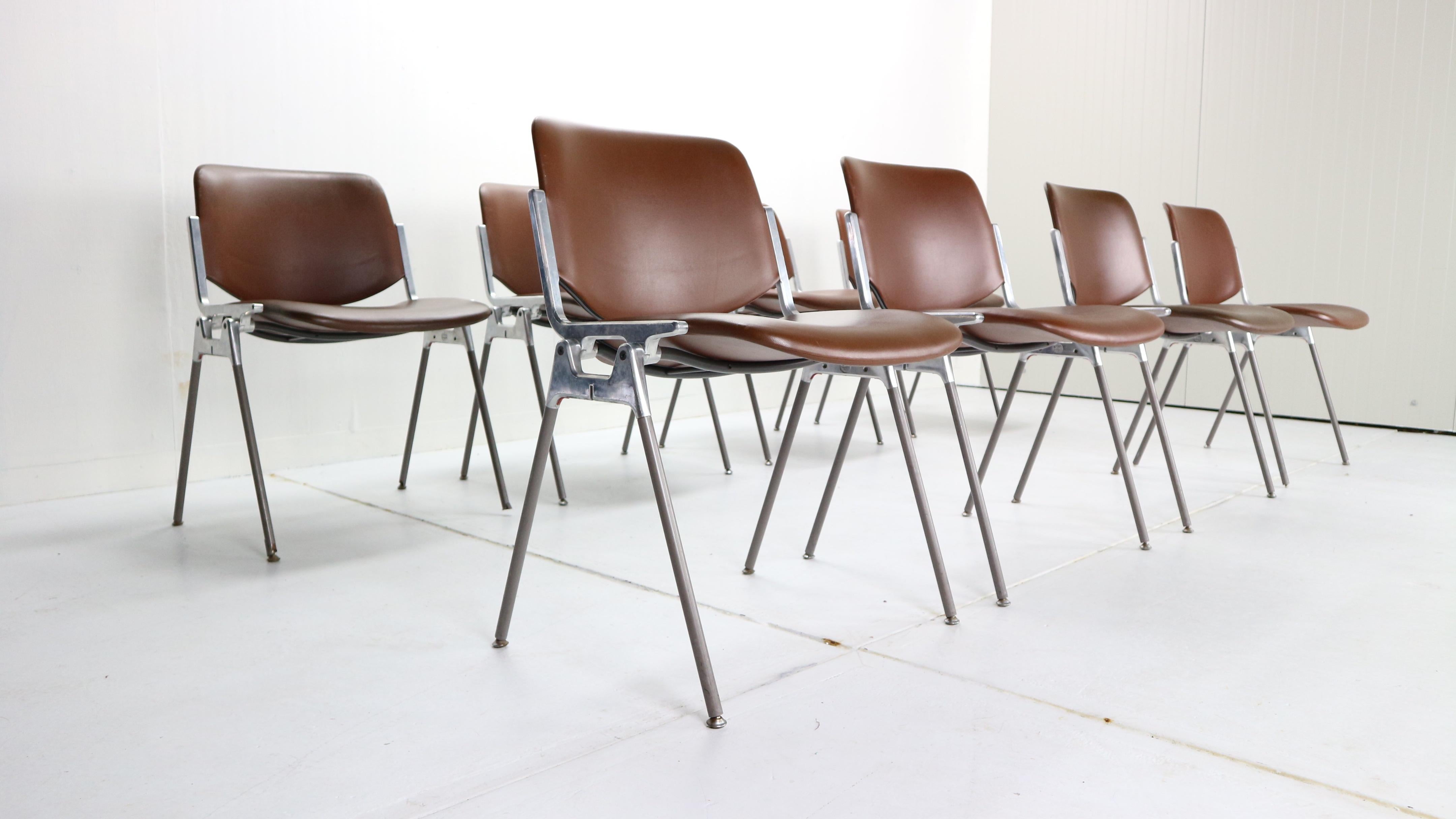 Italian Giancarlo Piretti for Castelli Set of 8 Dinning Chairs 