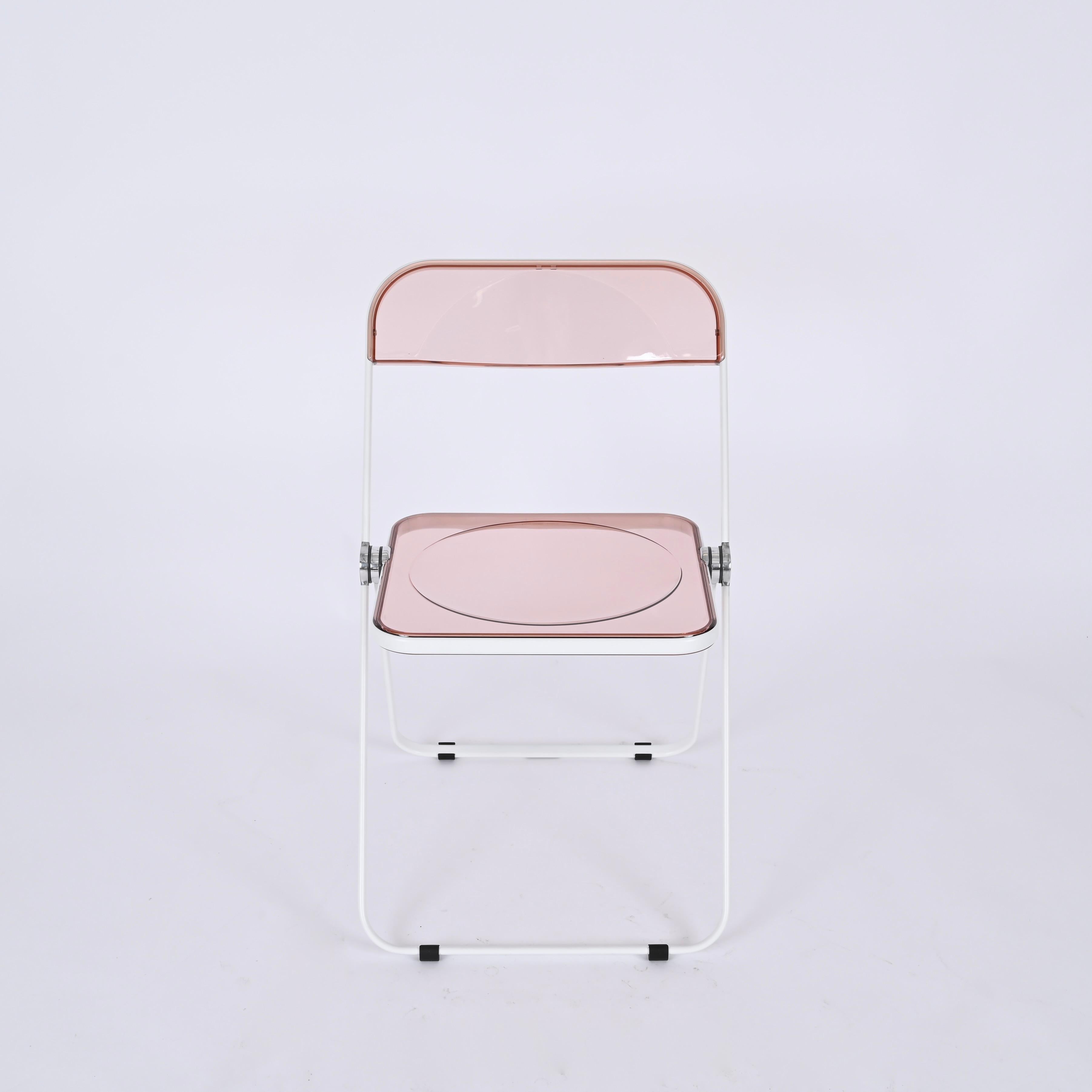 Mid-Century Modern Giancarlo Piretti Lucite Pink and White Folding Plia Chairs for Castelli, 1970s For Sale