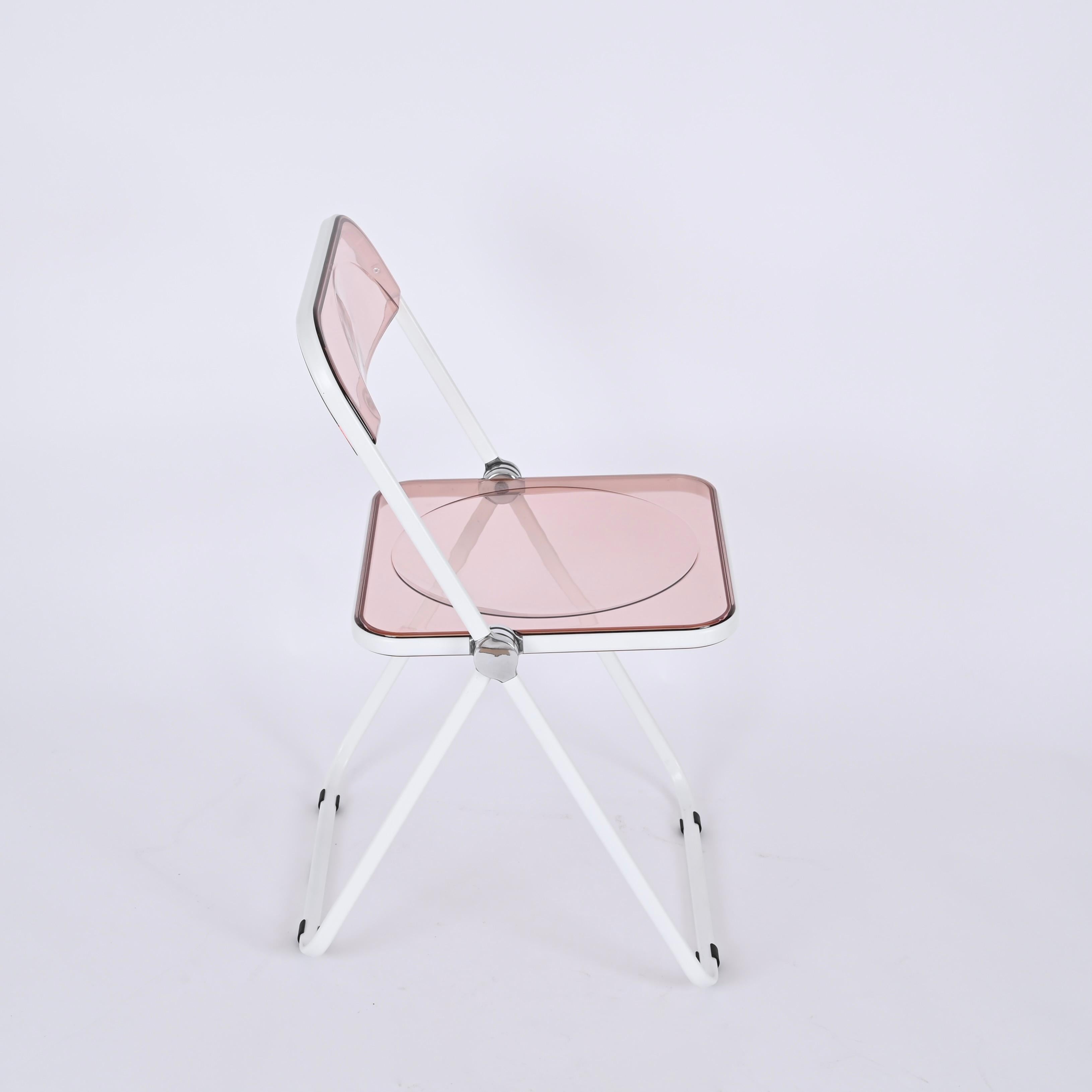 Italian Giancarlo Piretti Lucite Pink and White Folding Plia Chairs for Castelli, 1970s For Sale