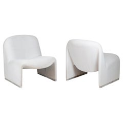 Giancarlo Piretti, Pair of Fireside Chairs in Foam and Chrome Steel, 1970s