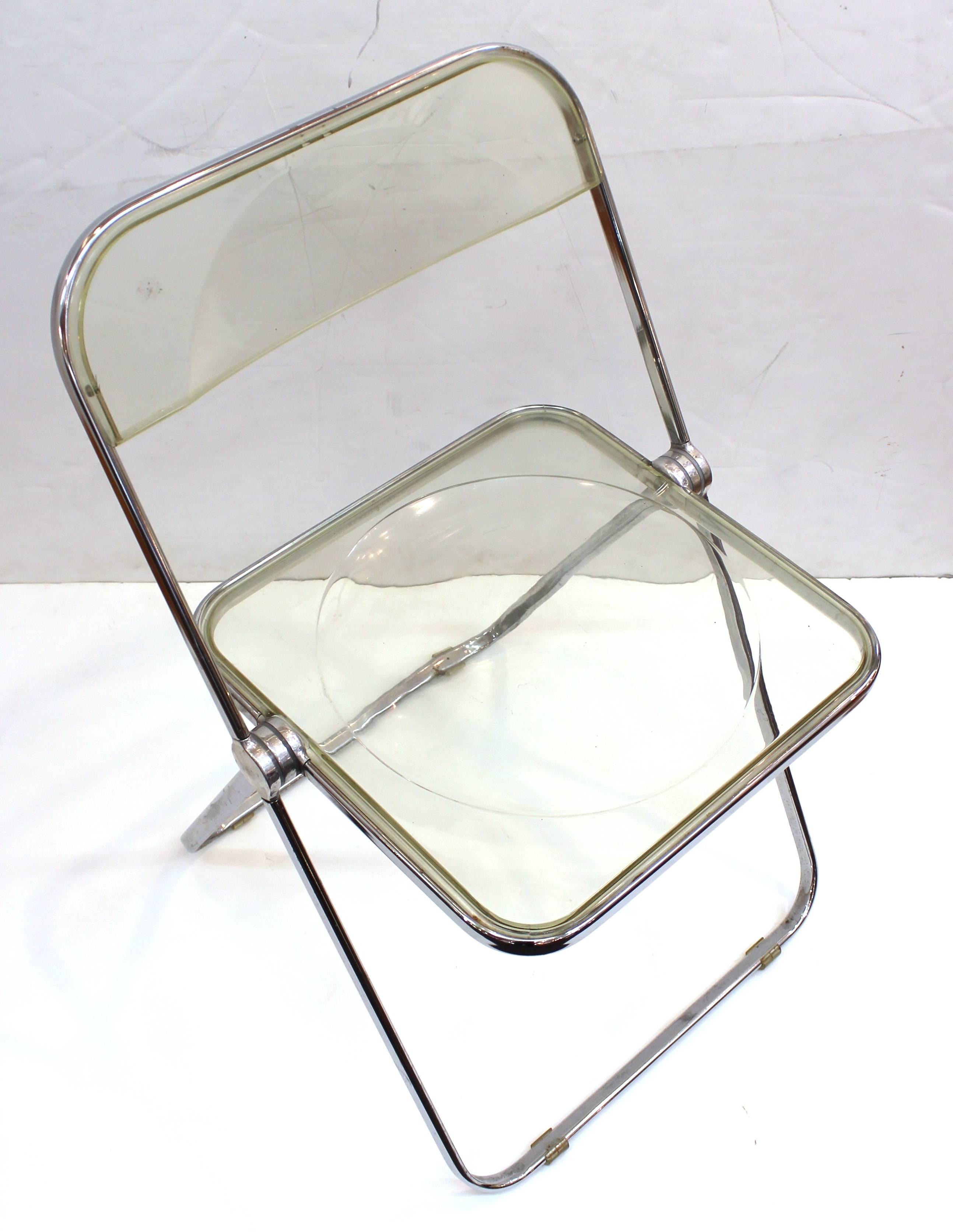 Mid-Century Modern Giancarlo Piretti Pila Folding Chairs in Light Amber Lucite