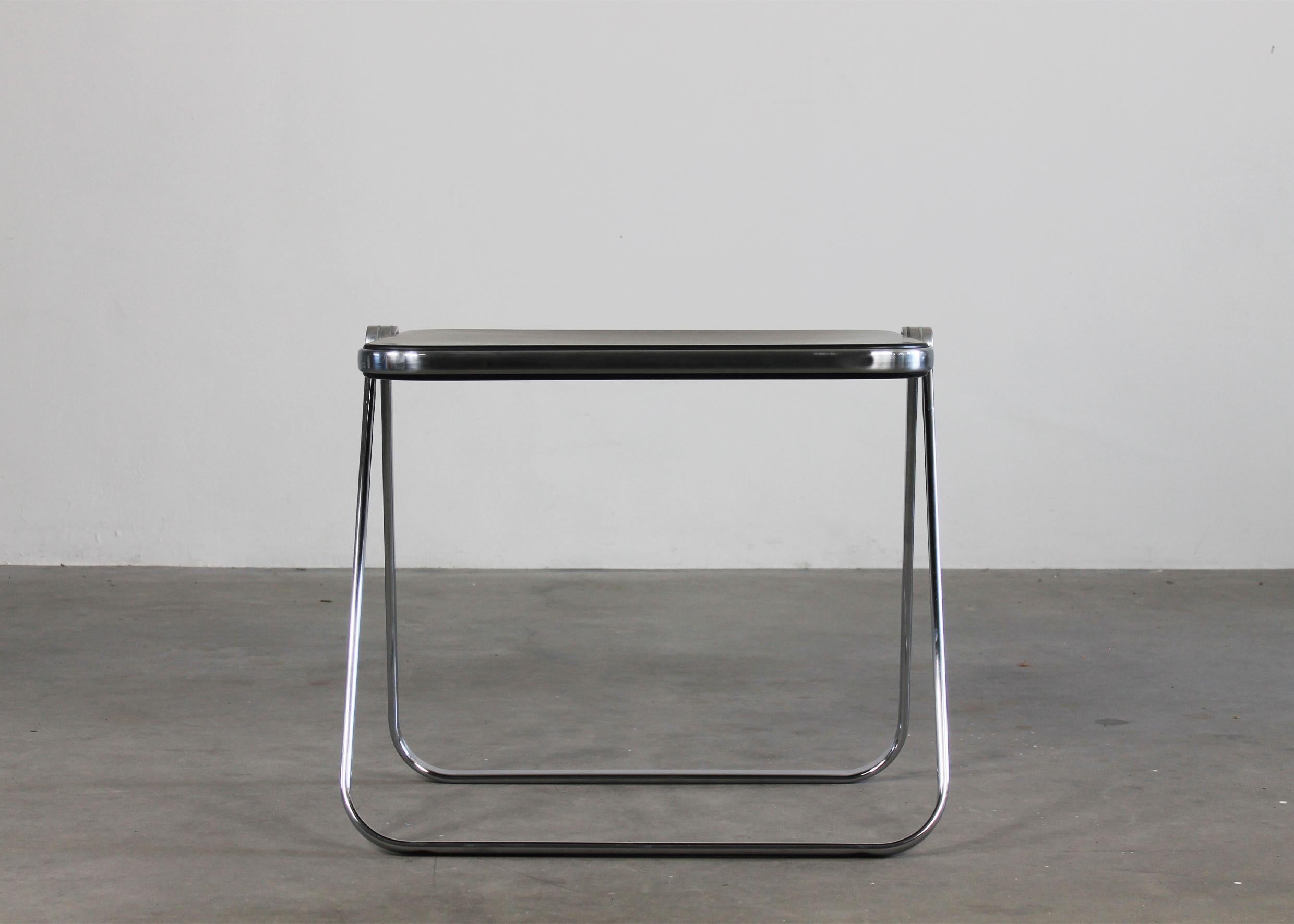 Moulage Giancarlo Piretti Platone Table pliante en acier et polyuréthane noir 1970  en vente