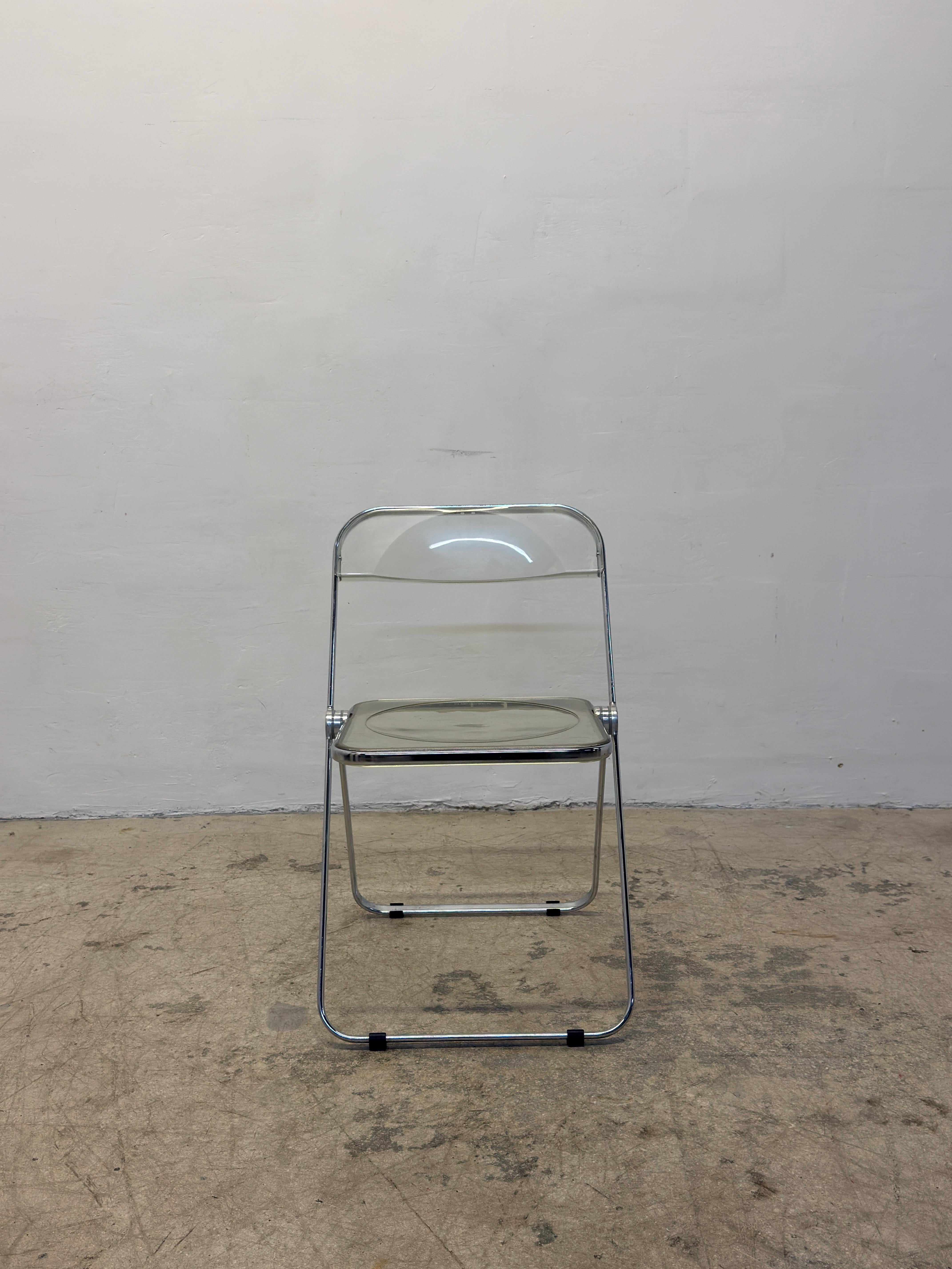 XX secolo Giancarlo Piretti Plia - Set di quattro sedie Foldes per Castelli in vendita