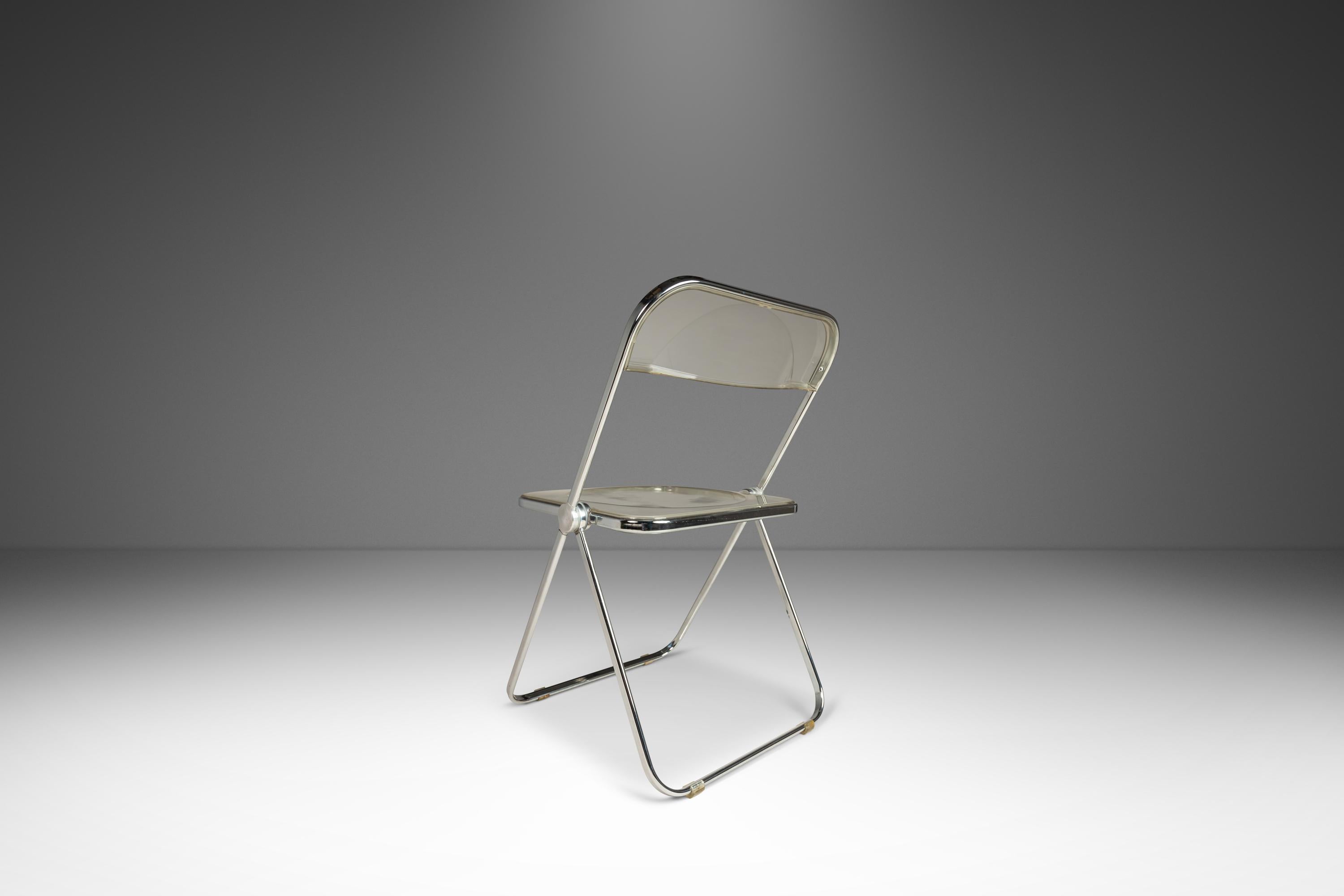 Giancarlo Piretti Plia Lucite & Chrome Folding Chair for Anonima Castelli, 1970s For Sale 9
