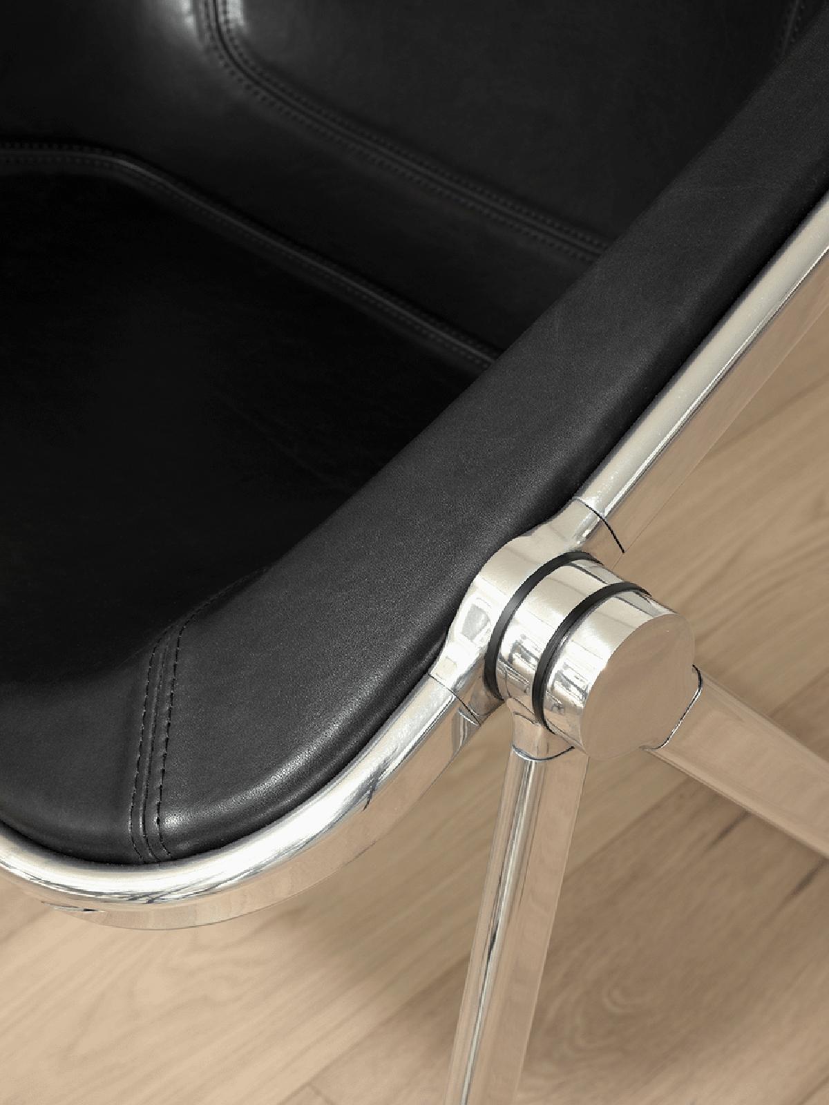 Late 20th Century Giancarlo Piretti Plona Chair in Black Leather for Anonima Castelli, Italy For Sale