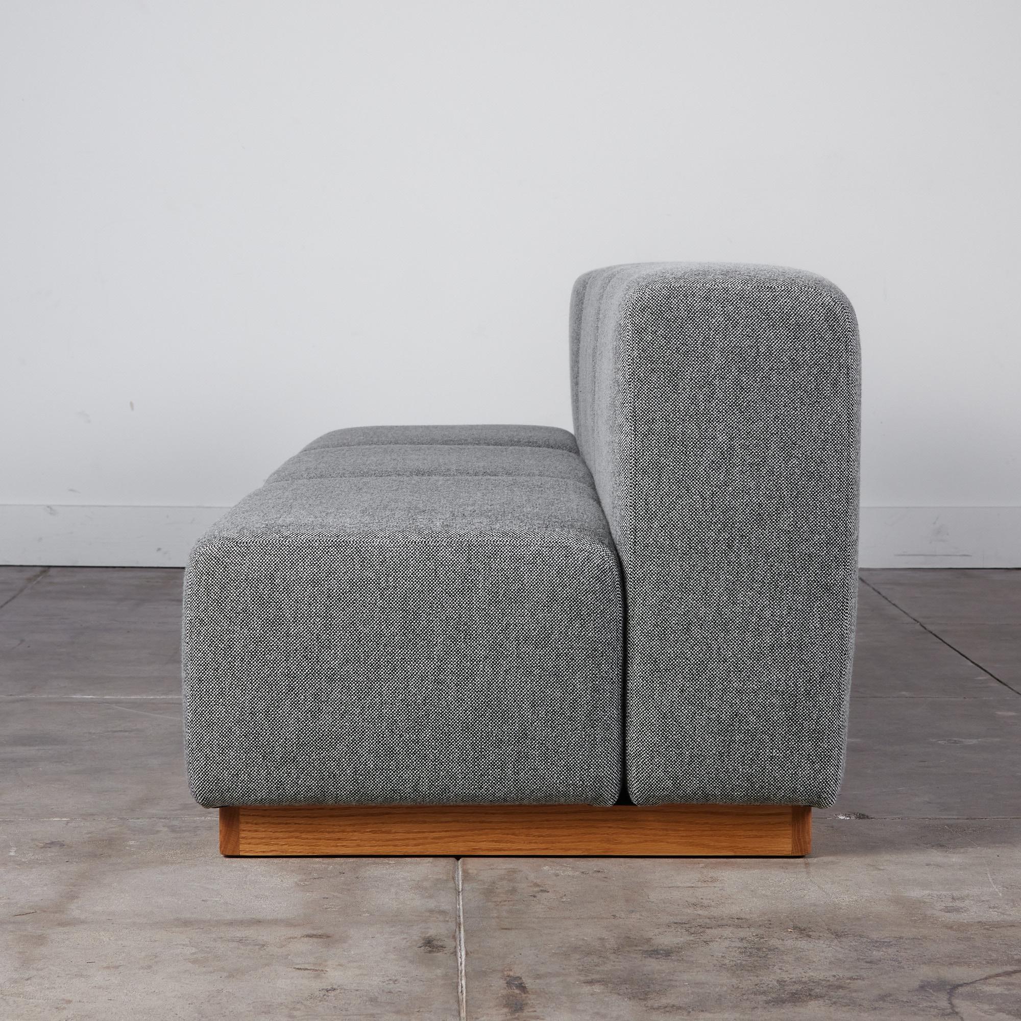 Mid-Century Modern Giancarlo Piretti Style Modern Cubic Three Seater Sofa For Sale