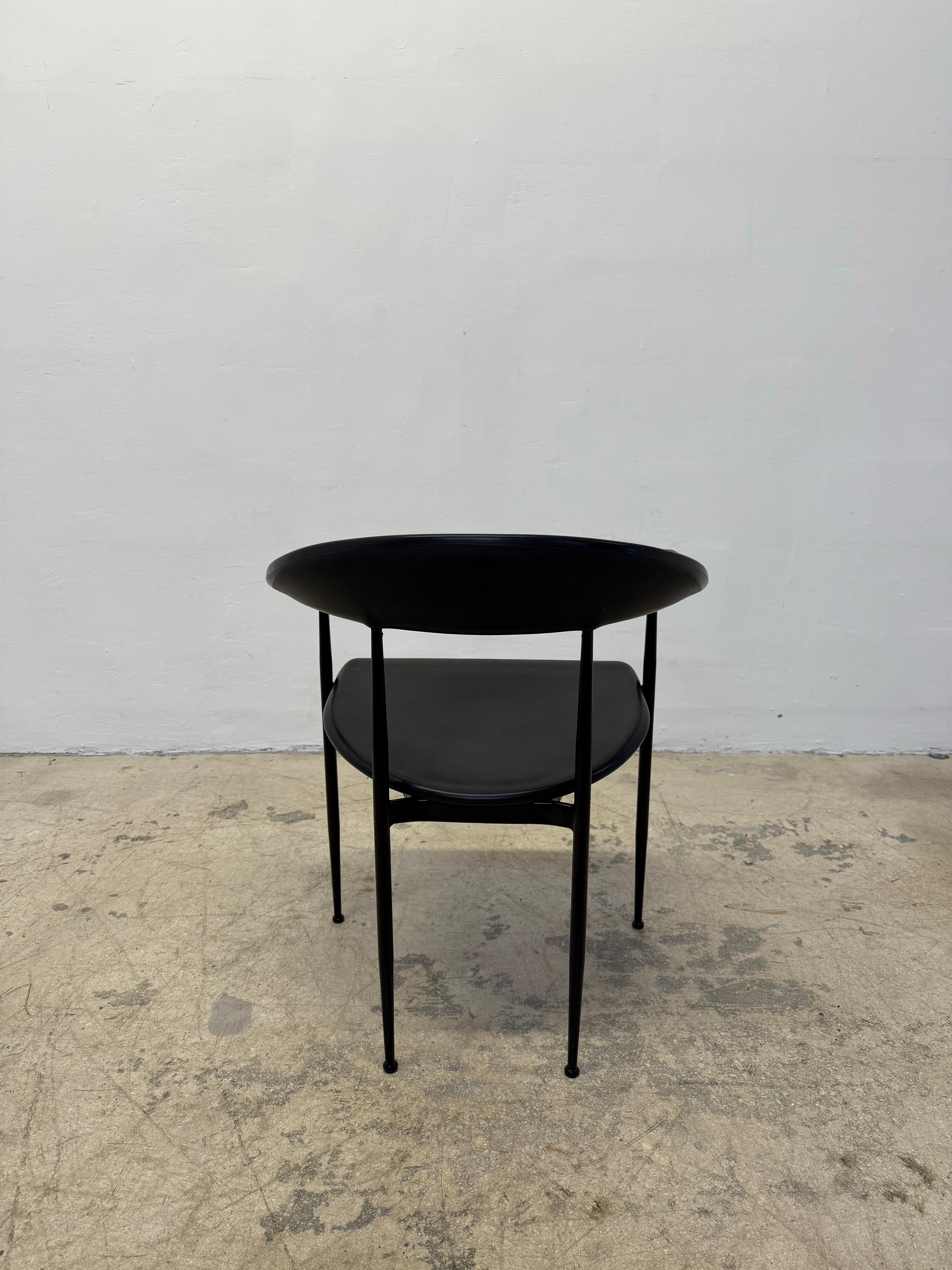 20ième siècle Chaises P40 de Giancarlo Vegni & Gianfranco Gualtierotti pour Fasem en vente