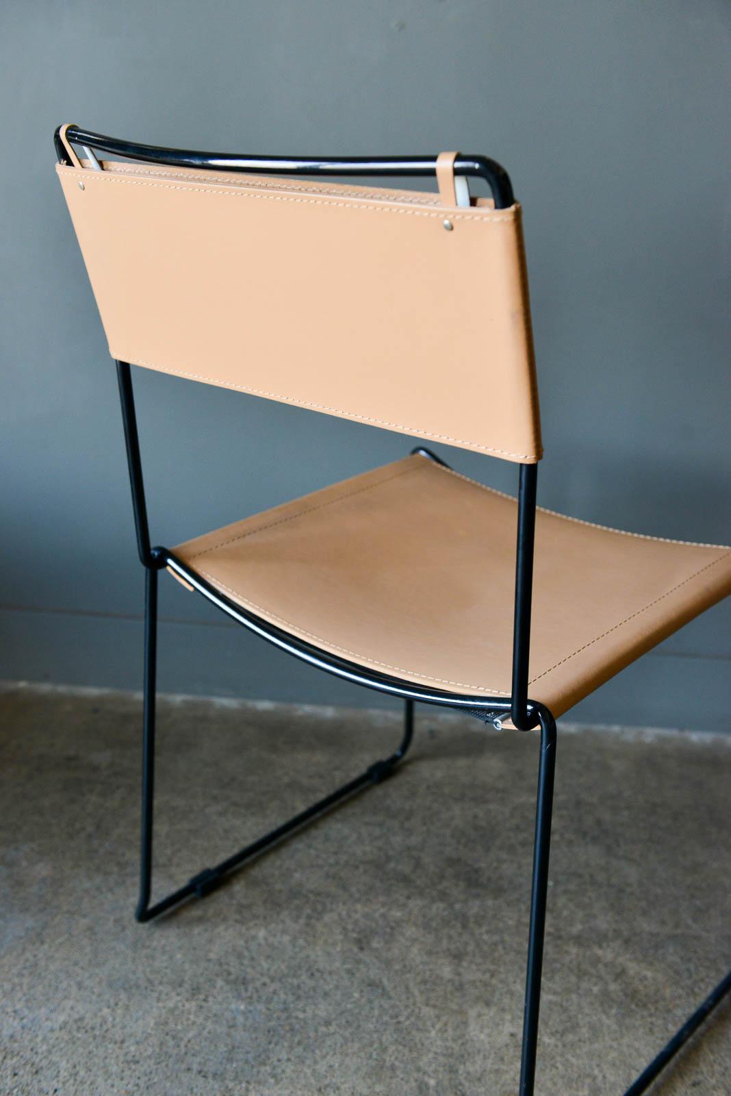 Giandomenico Belotti, 4er-Set Esszimmerstühle aus Leder und Metall, 1980 (Stahl)