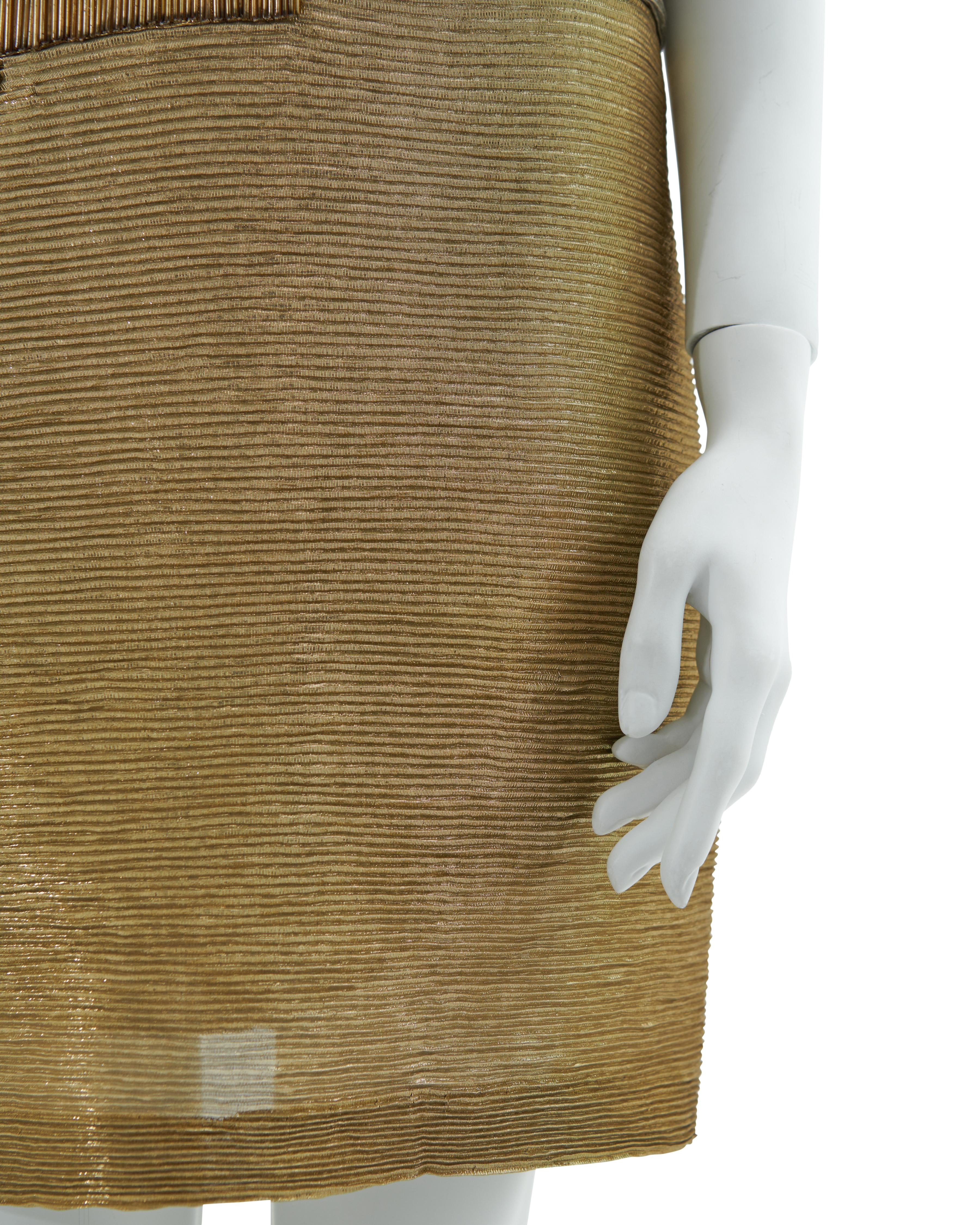 Gianfranco Ferrè 1990s Gold silk chiffon lurex cocktail dress with beaded work in vendita 1