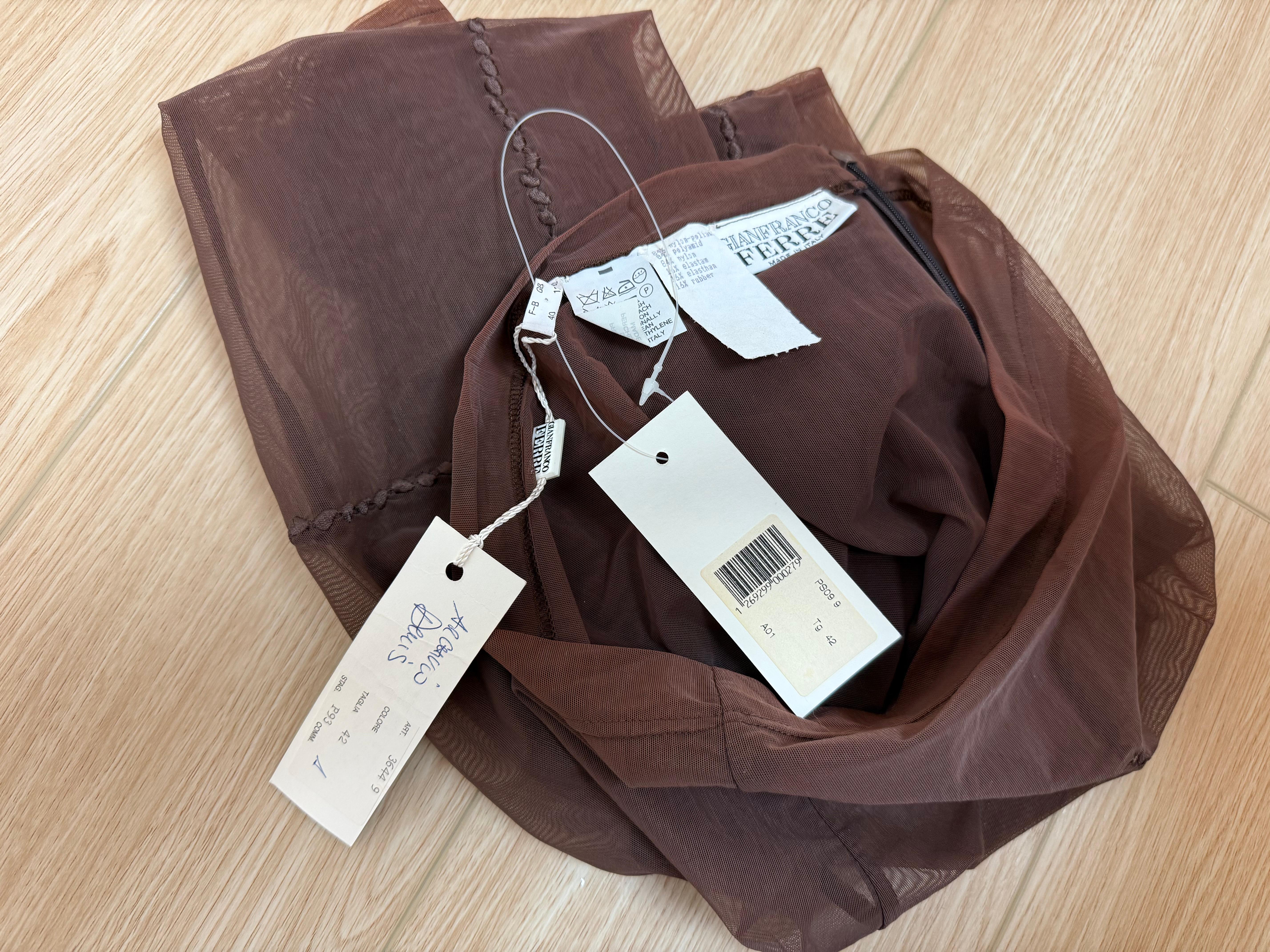 GIANFRANCO FERRE 1993 Marron Leggings/collants taille haute transparents Neuf - En vente à Leonardo, NJ