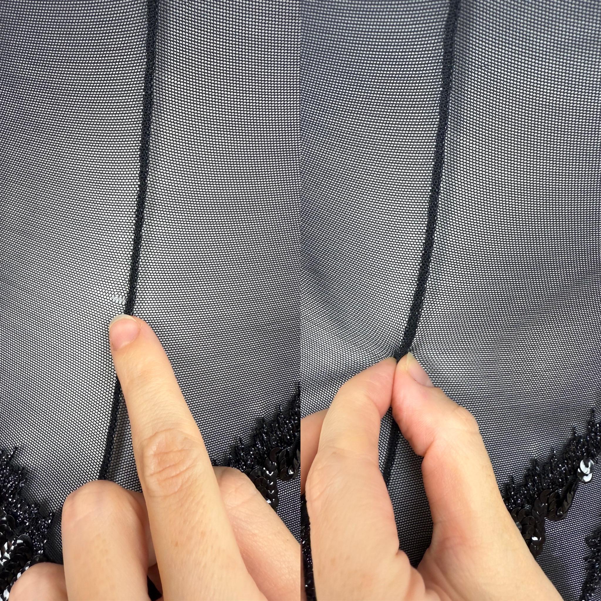 GIANFRANCO FERRE Traje negro vintage de los 90 con adornos en venta 4