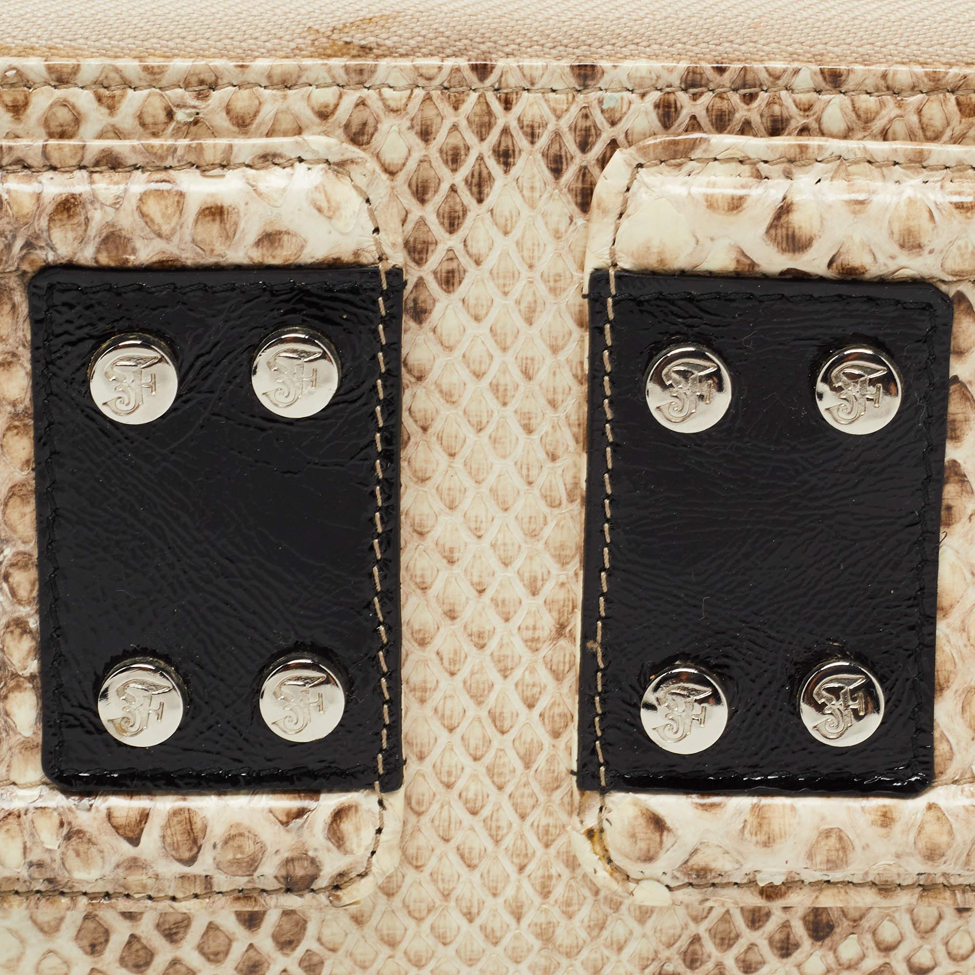 Gianfranco Ferre Beige Watersnake Leather Zip Around Oversized Wallet For Sale 2