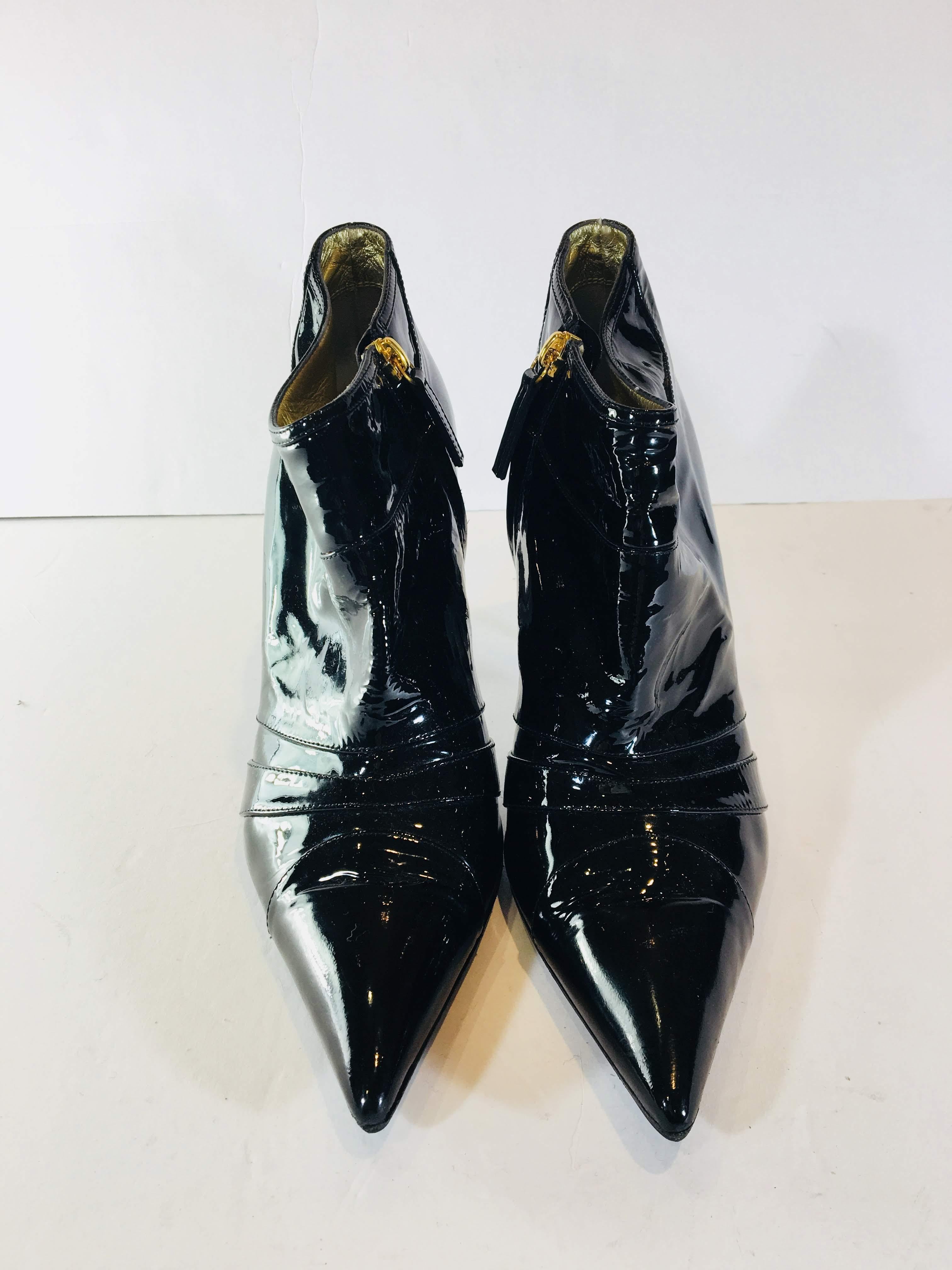 GianFranco Ferre Size 40 Black Patent Leather Mid Heel Ankle Booties With Side Zipper
