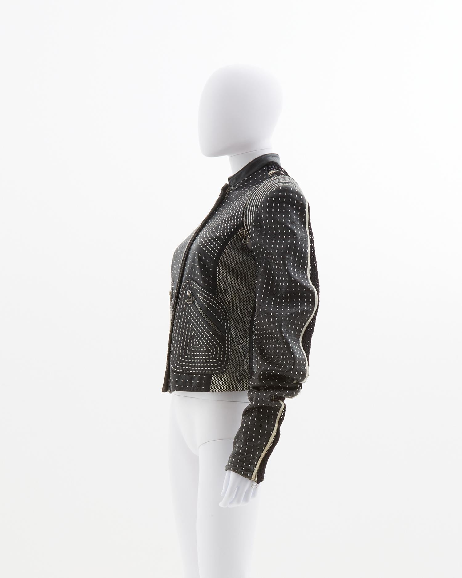 Gianfranco Ferrè Black back netted motorcycle leather jacket, early 2000s In Good Condition For Sale In Milano, IT