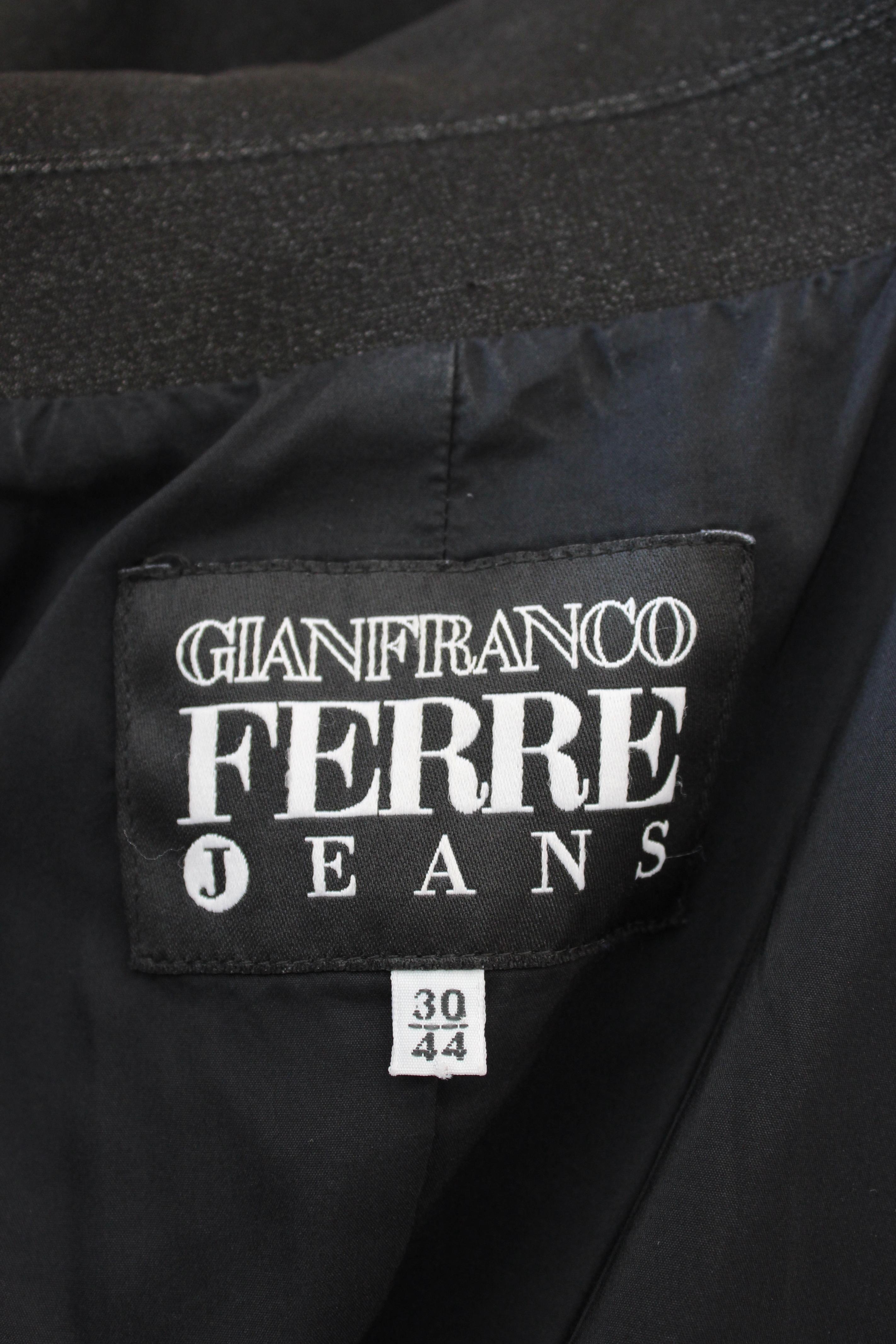 Schwarze Jeansjacke mit Passform von Gianfranco Ferre im Angebot 4