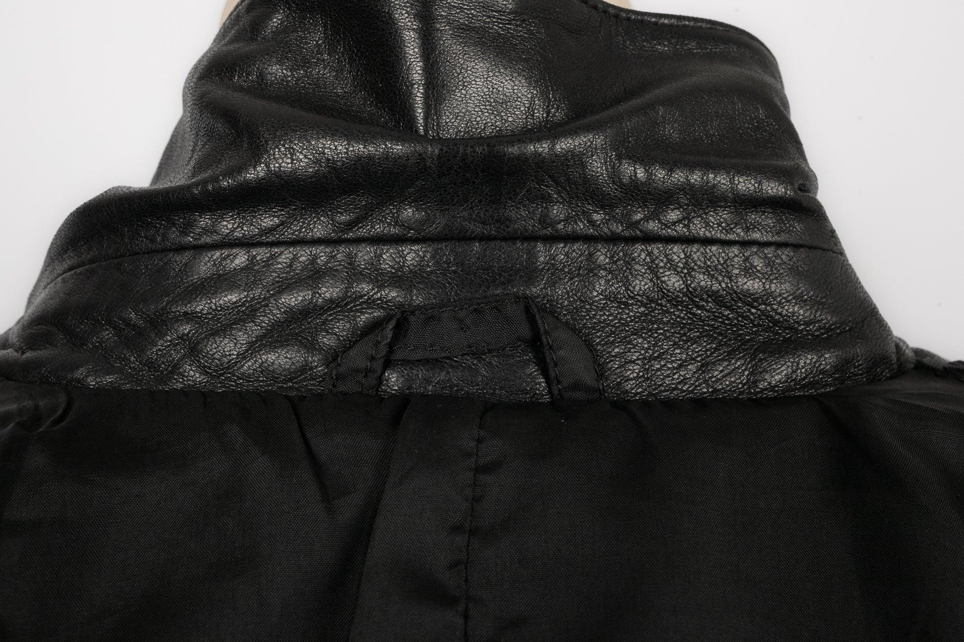 Gianfranco Ferre  Black Leather Short-Sleeve Jacket For Sale 4