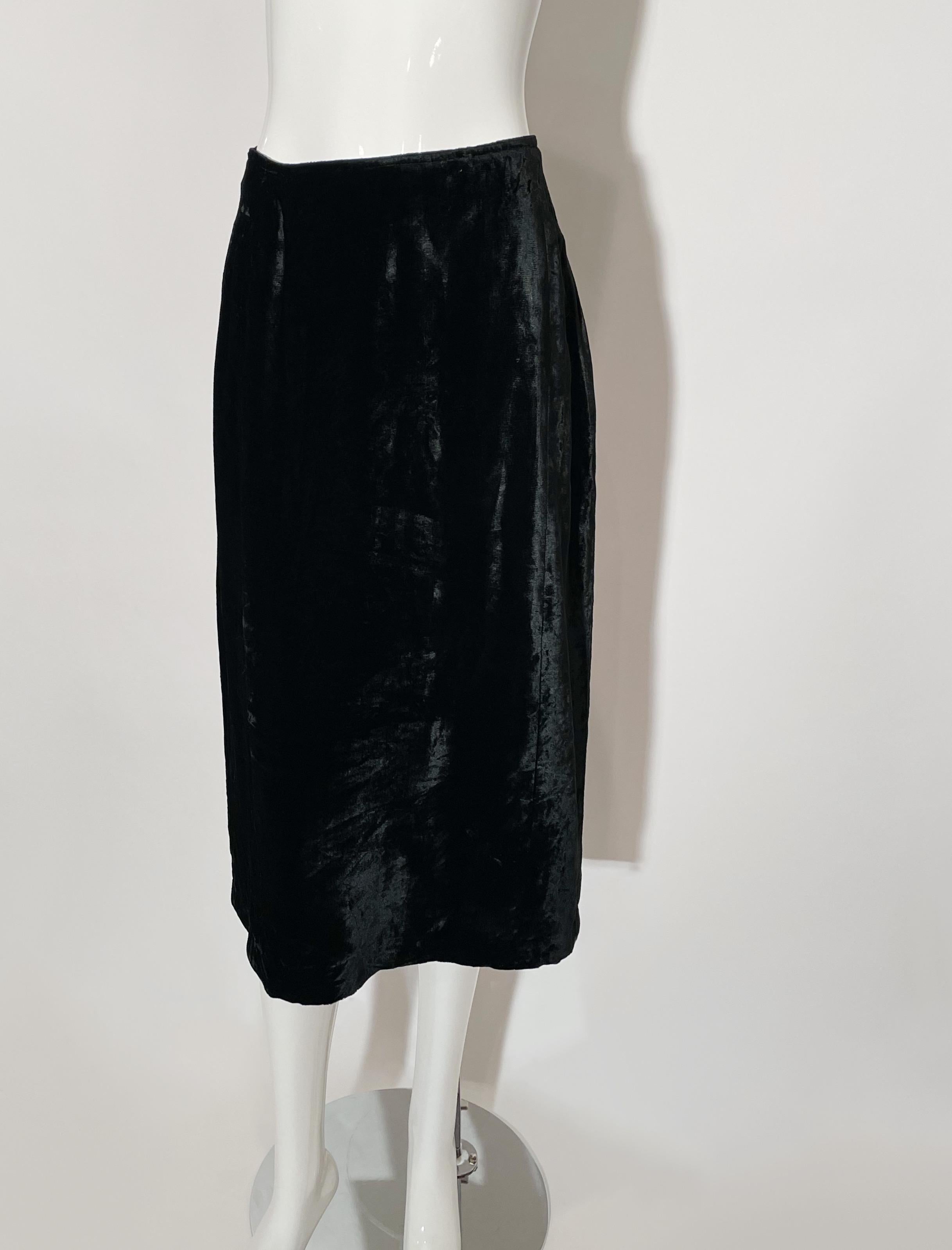 Gianfranco Ferre Black Velvet Midi Skirt  In Excellent Condition For Sale In Los Angeles, CA