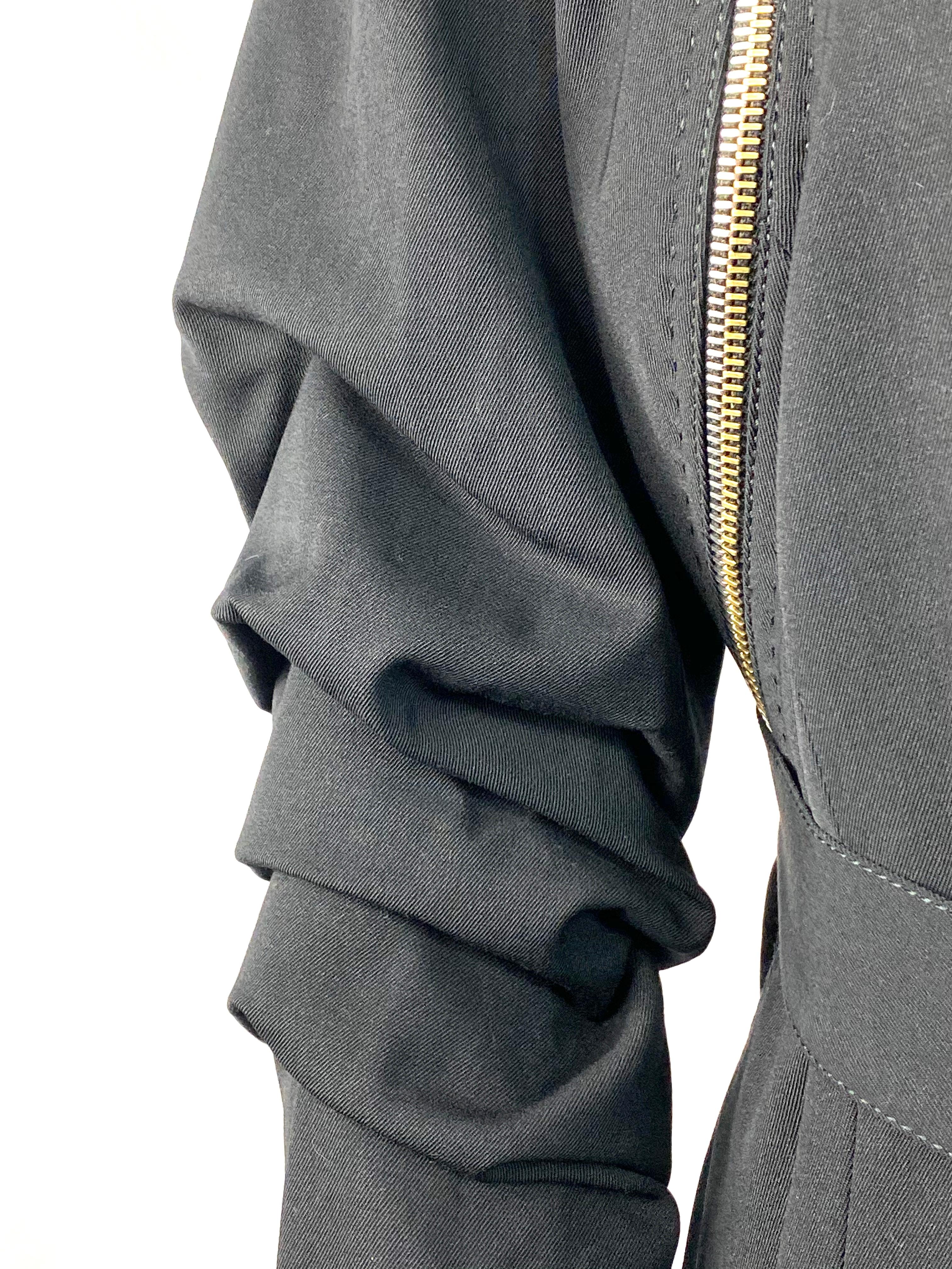 Gianfranco Ferre Black Wool Long Coat Jacket w/ Belt Size 44 For Sale 10