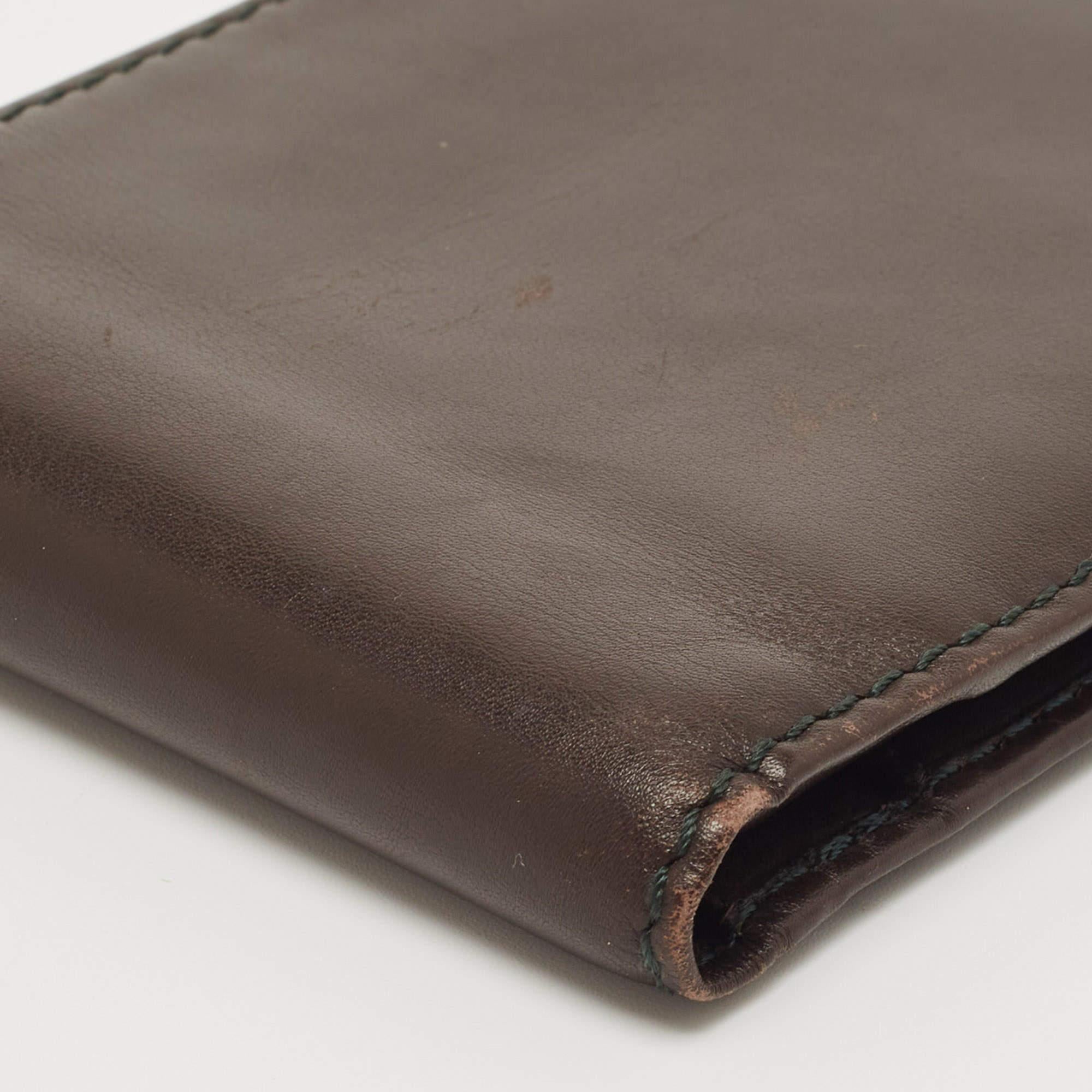 Gianfranco Ferre Brown Leather Bifold Wallet For Sale 5