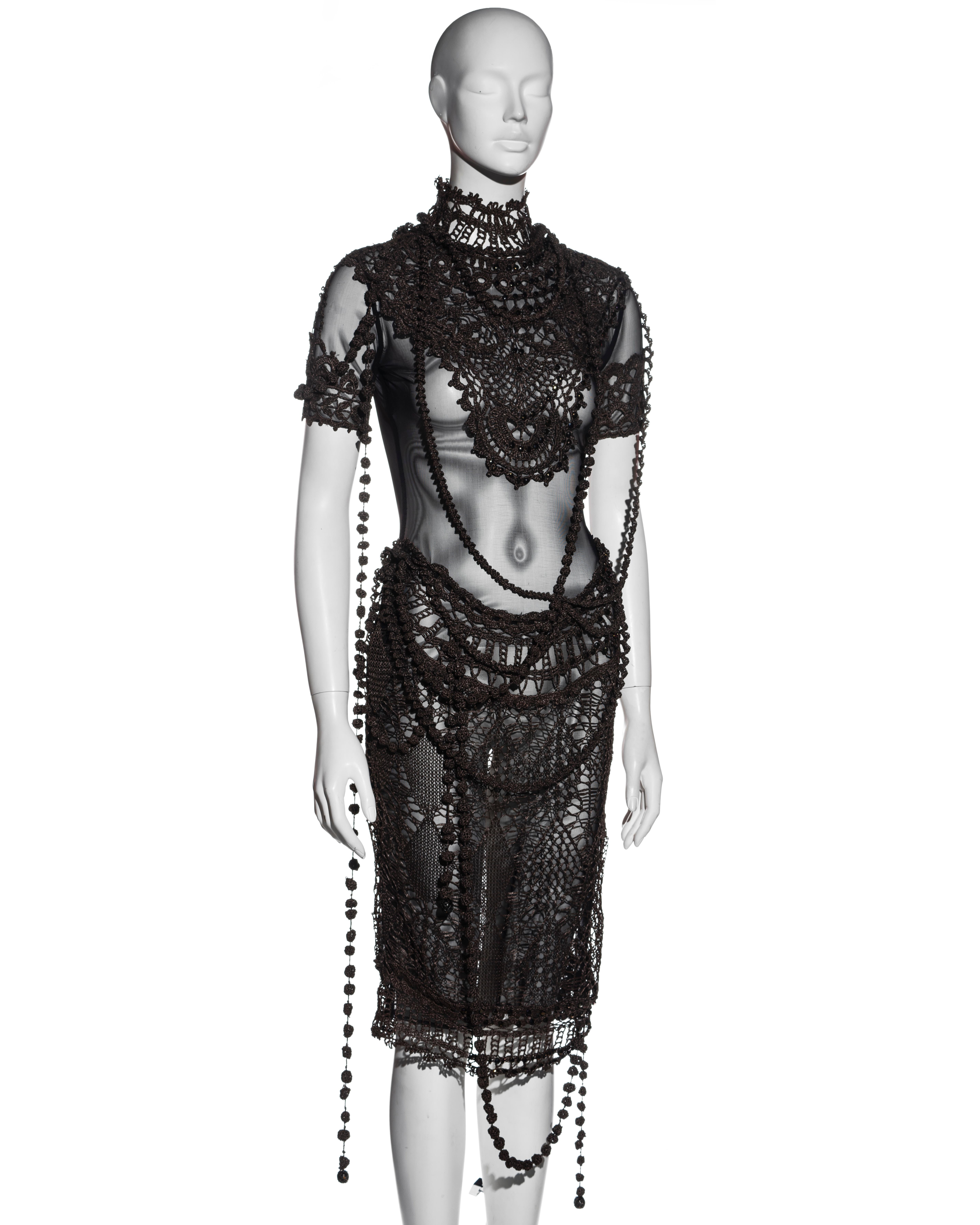 Women's Gianfranco Ferré brown raffia crochet evening dress, ss 2002 For Sale