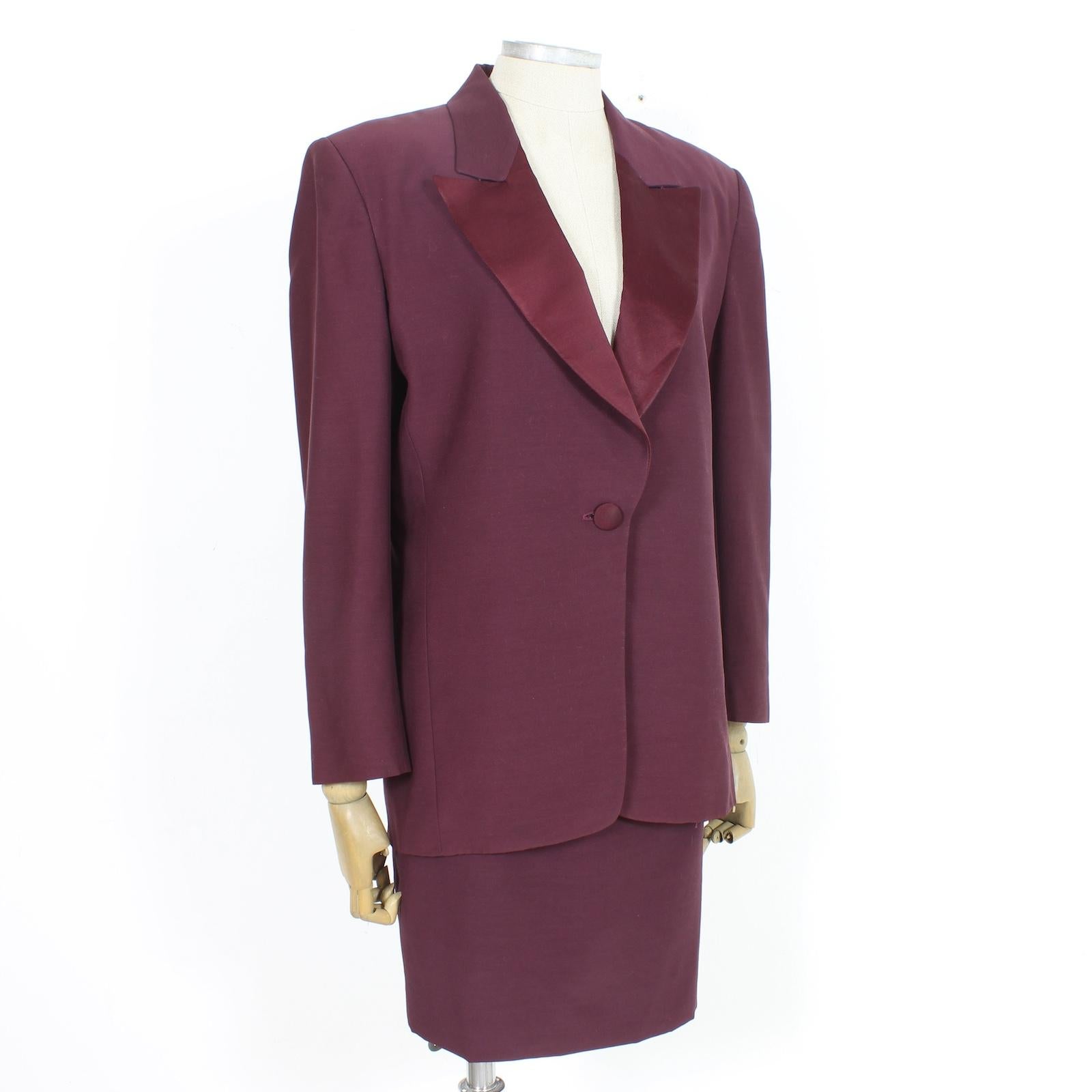 Women's Gianfranco Ferrè Burgundy Wool Classic Skirt Suit 1980s