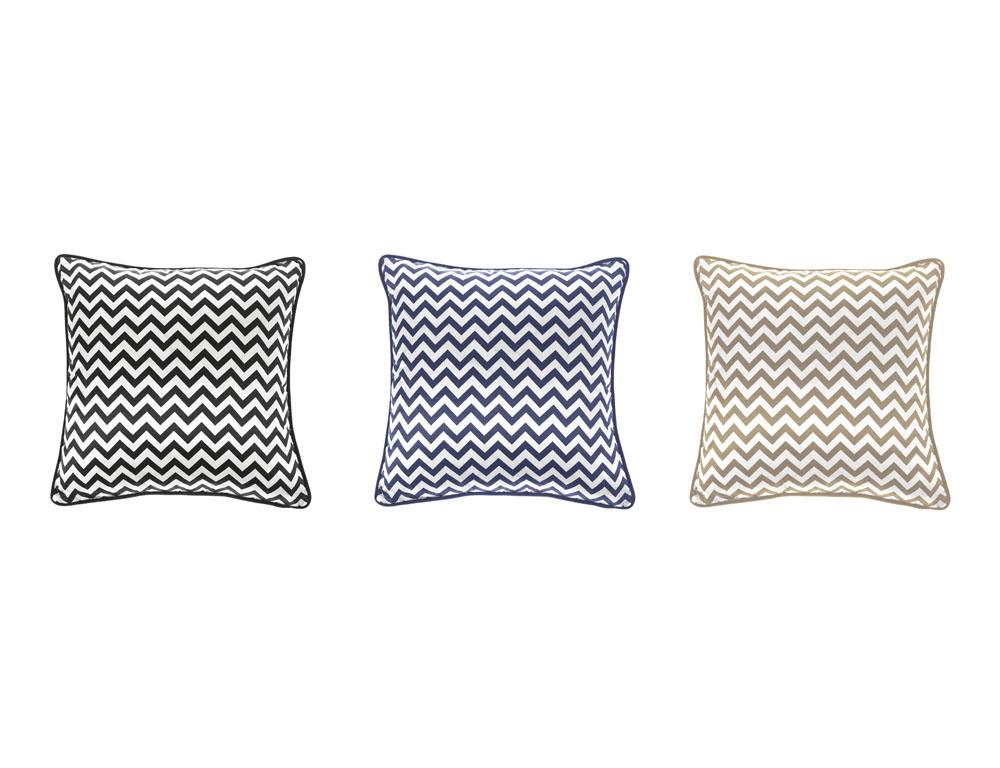 This pillow's chevron pattern and pop of color make it a playful addition to any space, working well atop any bed, armchair or sofa.

Cushions with chevron decoration printed on silk, back in velvet. Available in different colors (black, blue,