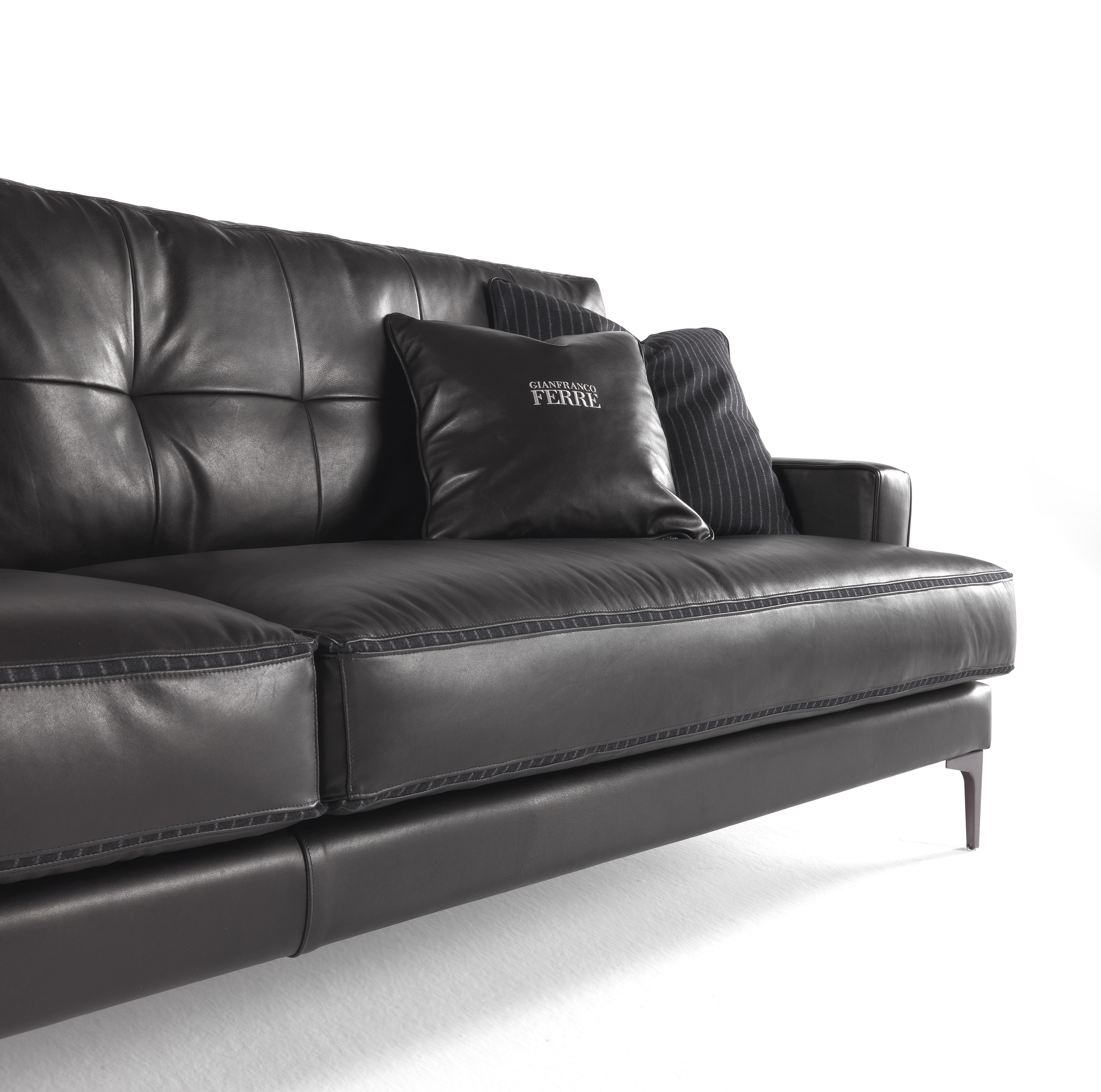 Modern 21st Century Clark_2 Sofa in Leather by Gianfranco Ferré Home For Sale