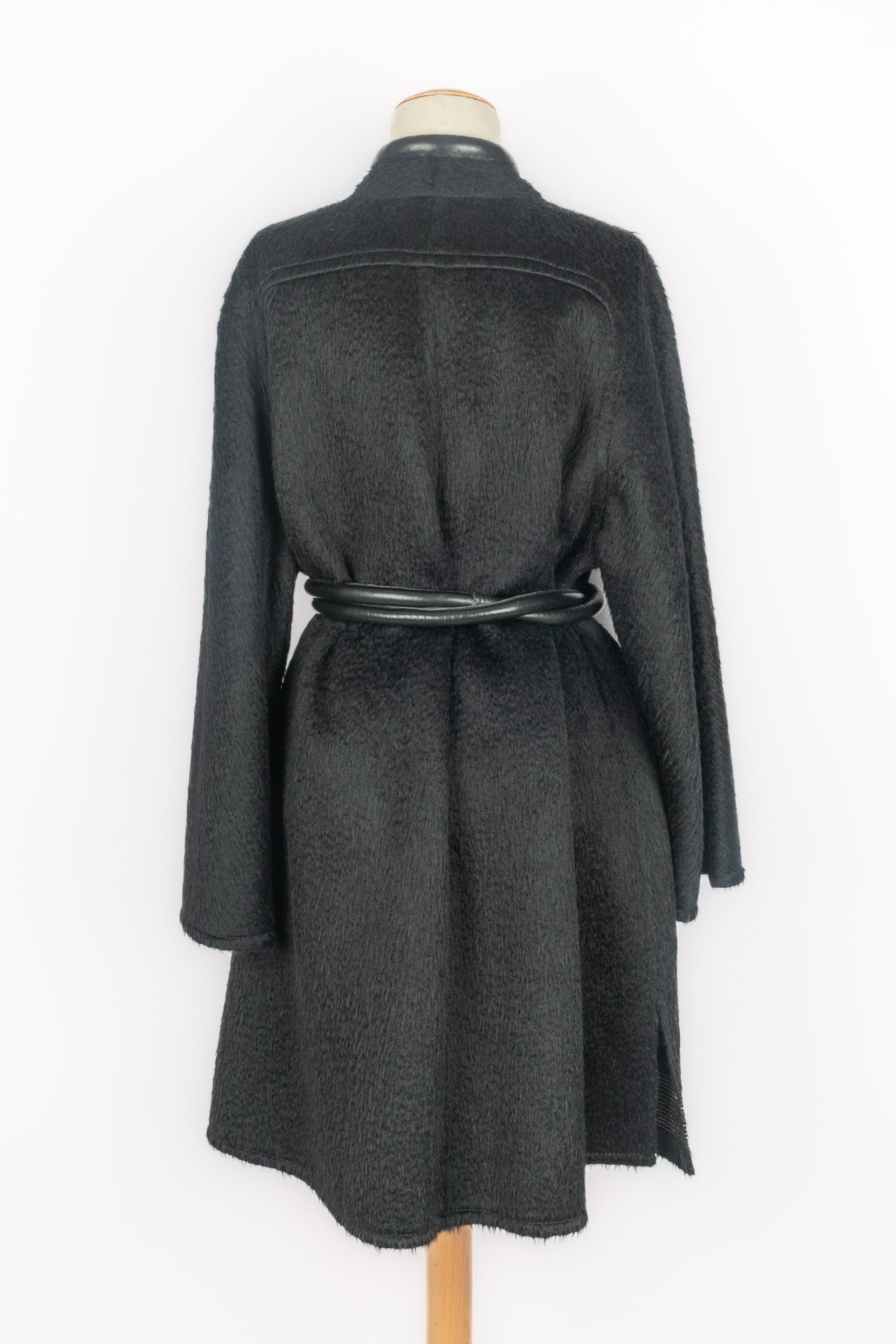 Gianfranco Ferré Mantel Winter 1993 im Angebot 2