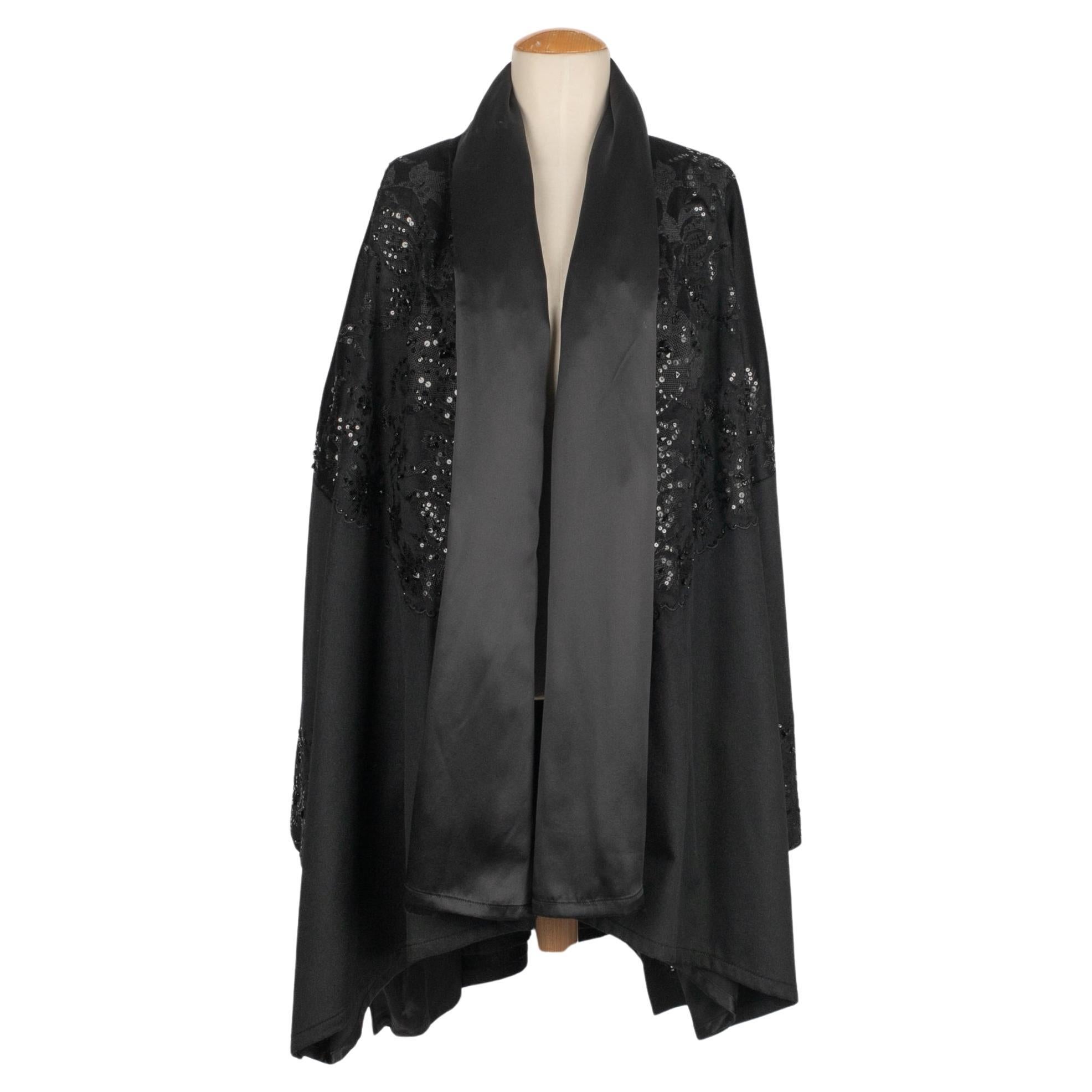 Cappotto di Gianfranco Ferré con motivi, perle e paillettes in vendita