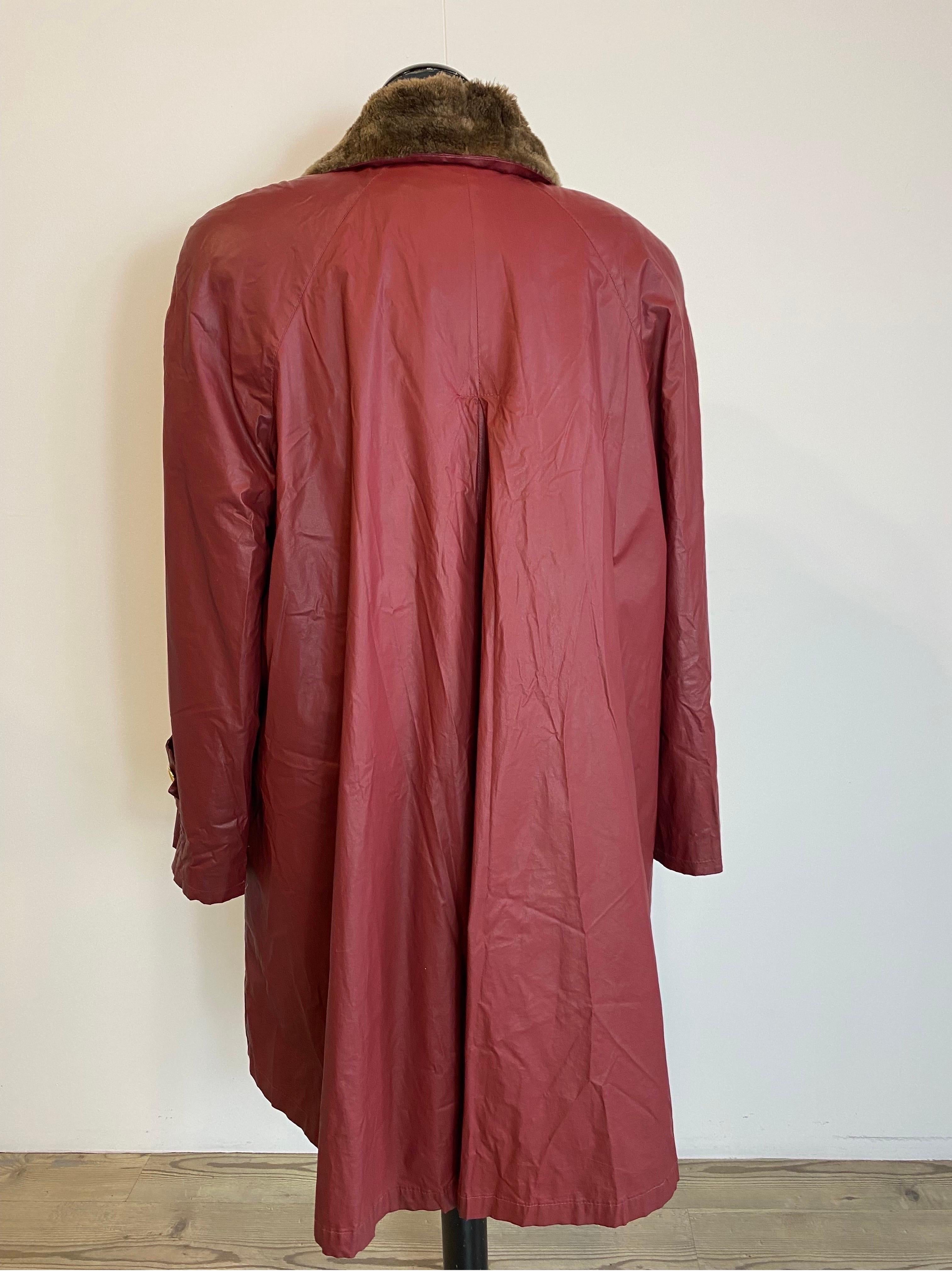 da uomo o donna Gianfranco Ferré collezione Fourrures giacca bordeaux
Modello a trincea. in vendita