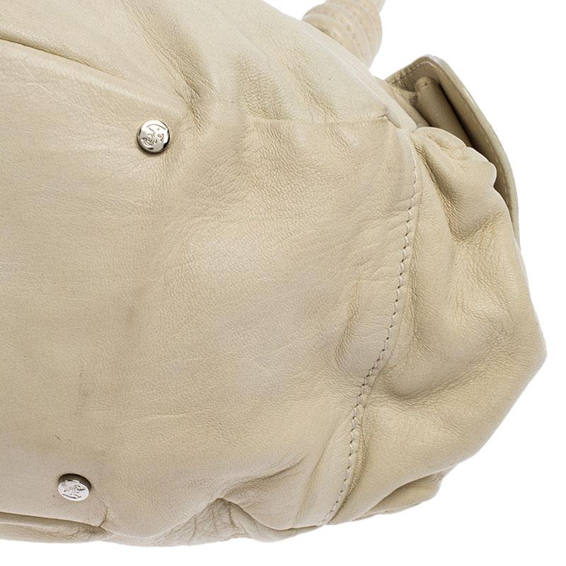 Gianfranco Ferre Cream Leather Side Pocket Shoulder Bag 2