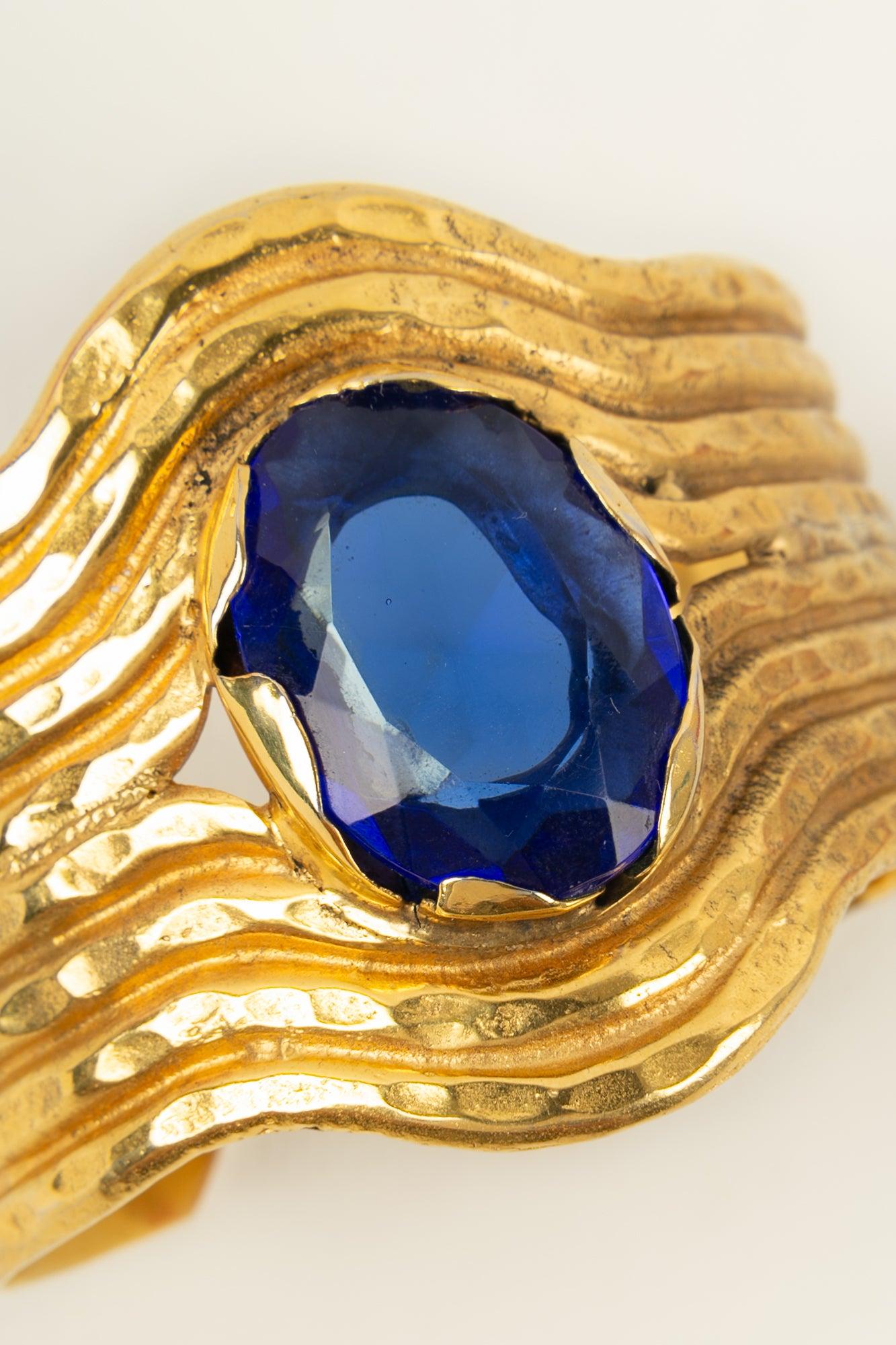 Gianfranco Ferré - Bracelet manchette en métal doré en vente 2