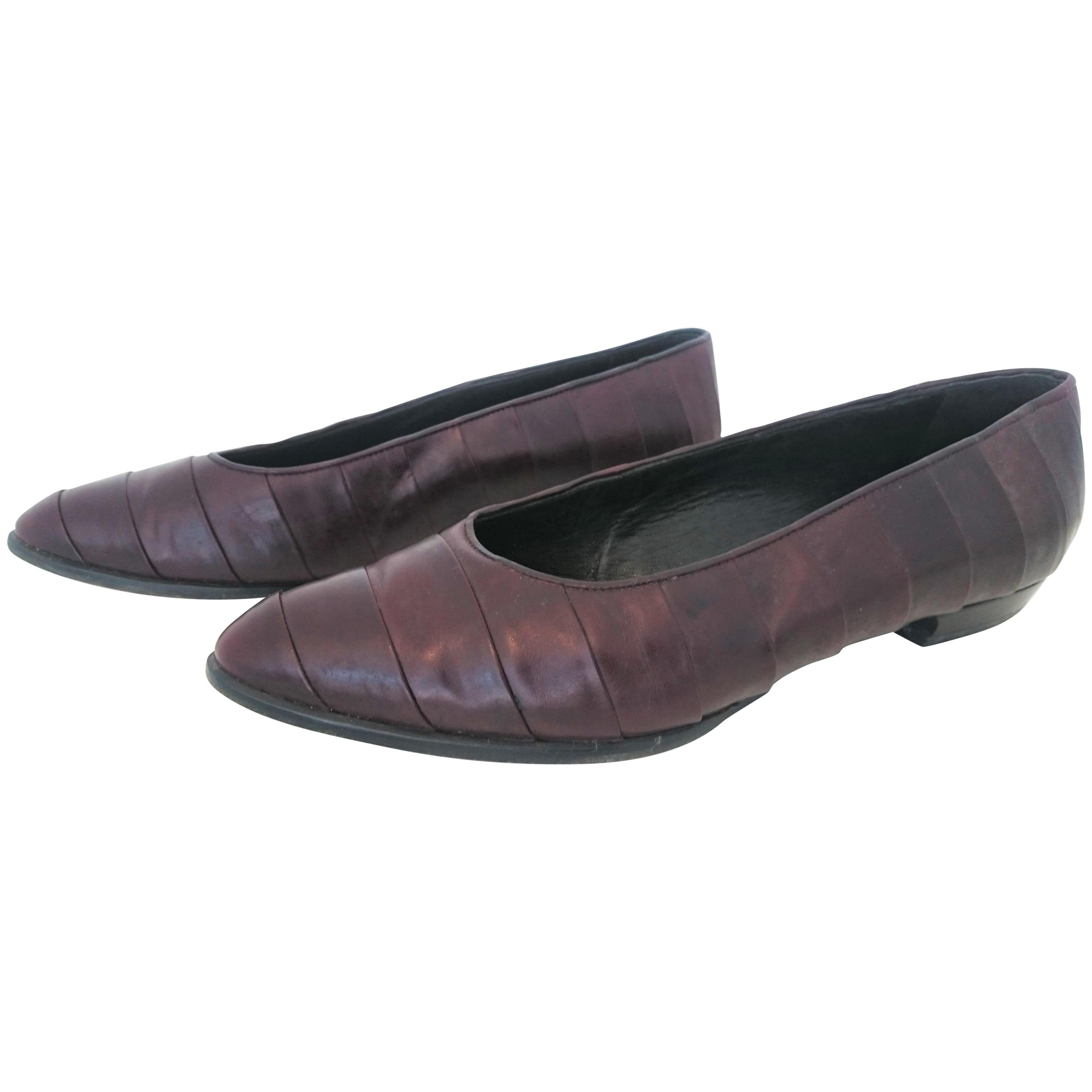 Gianfranco Ferré Dark Brown Leather Ballet Flats. Size 39.5 For Sale