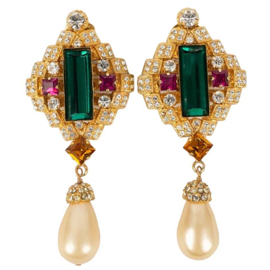 Pendientes Gianfranco Ferré con brillantes multicolores y gota de fantasía