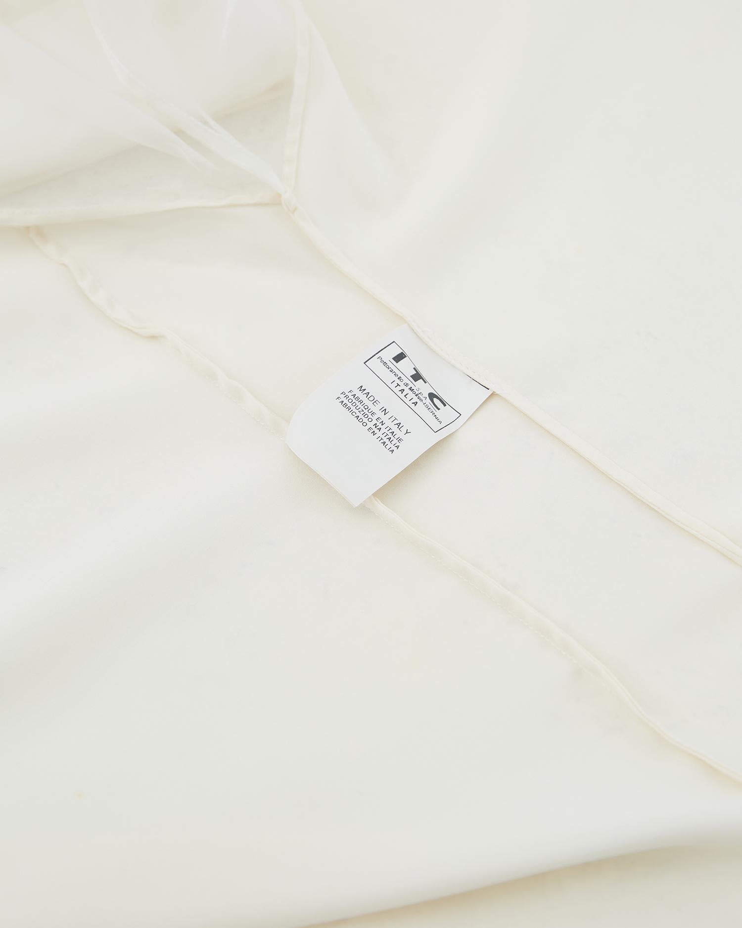 Gianfranco Ferrè F/W 2000 black plated  taffeta skirt and white silk blouse set For Sale 13