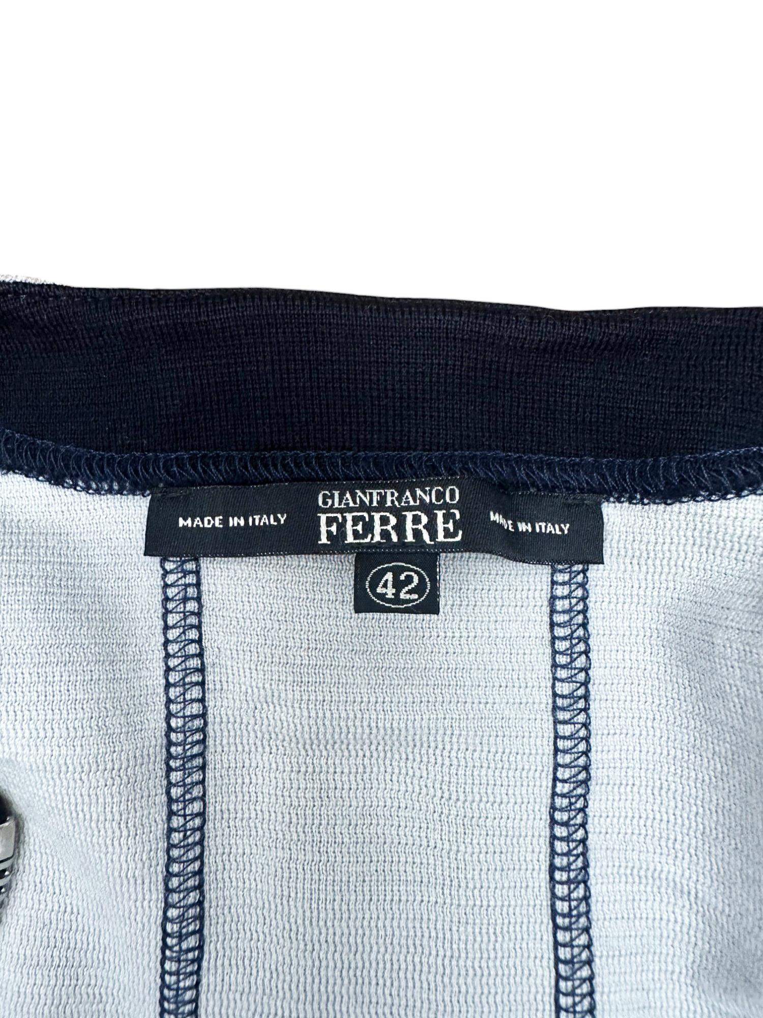 Gianfranco Ferré F/W 2004 - Pull en laine et mohair zippé en vente 5