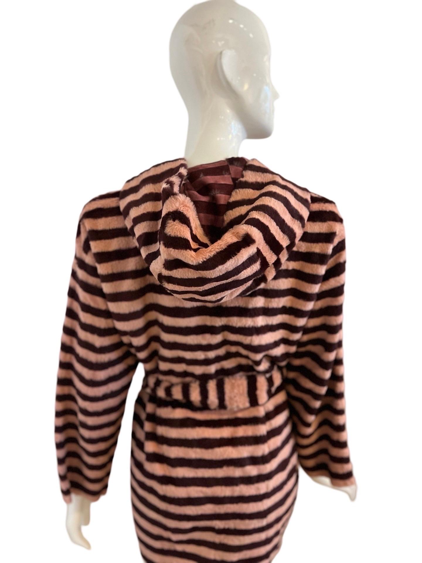 Gianfranco Ferre Fourrures Pink Burgundy Stripe Fur Coat For Sale 3