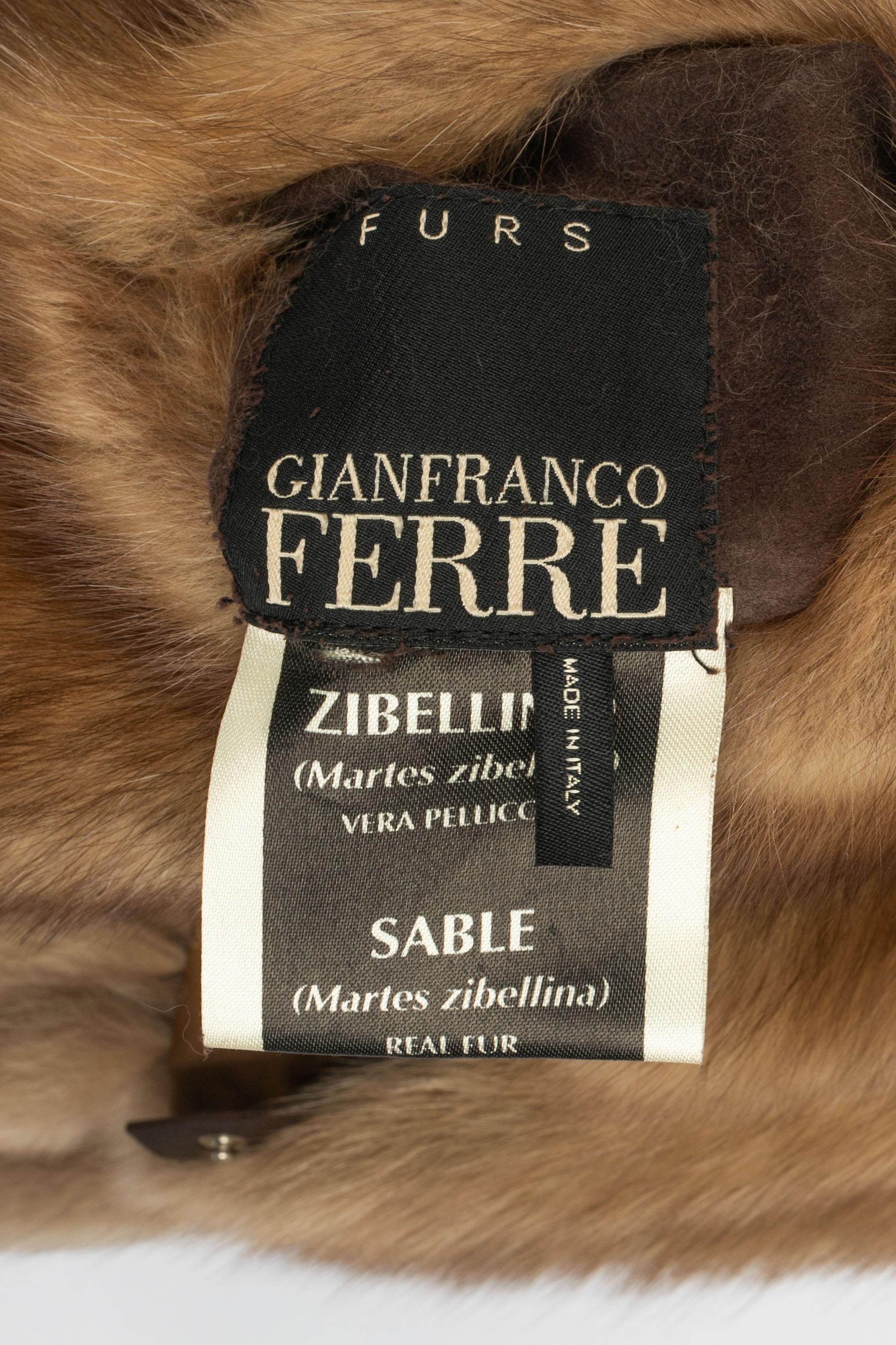 Gianfranco Ferré Pelzjacke 2000er im Angebot 5