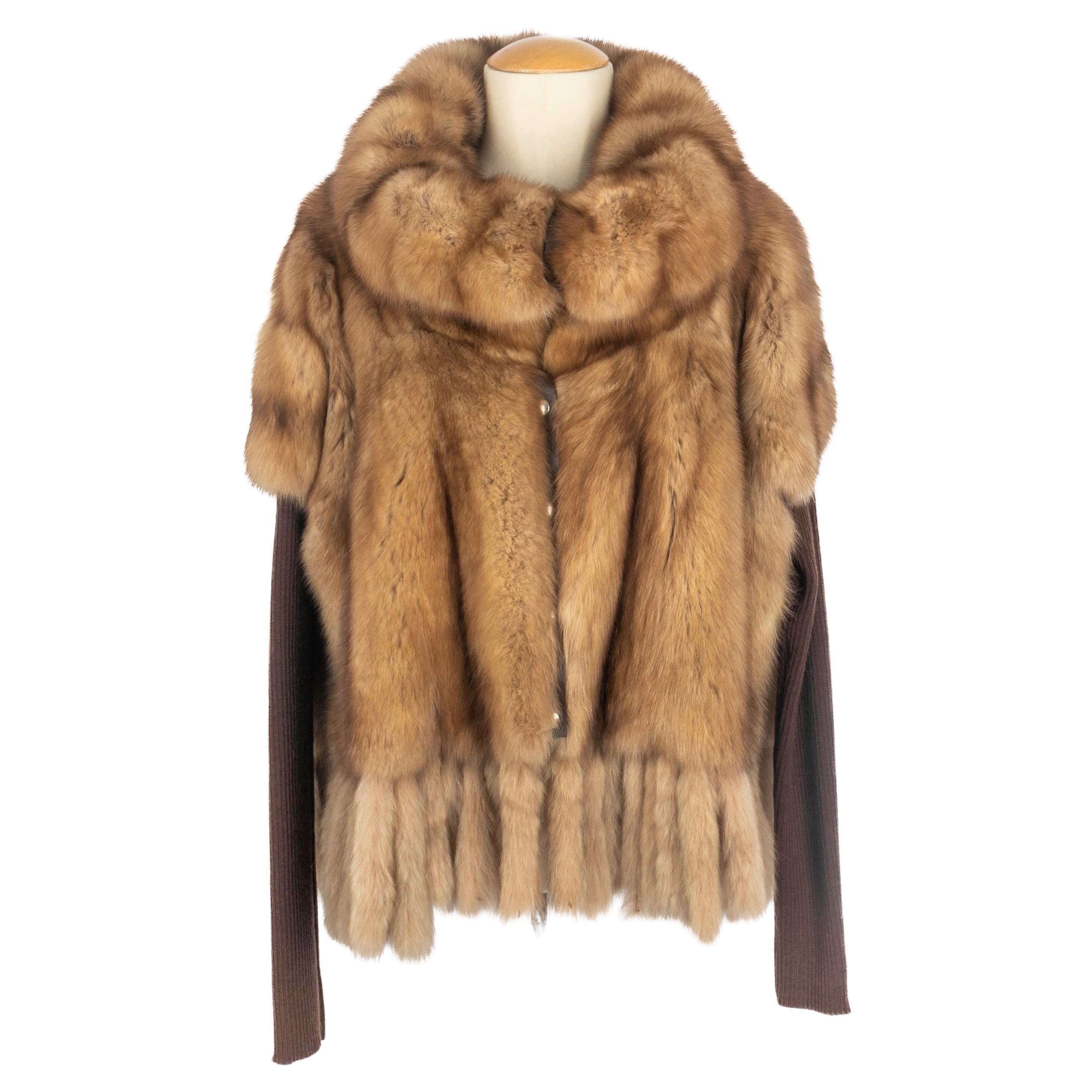Gianfranco Ferré Pelzjacke 2000er im Angebot