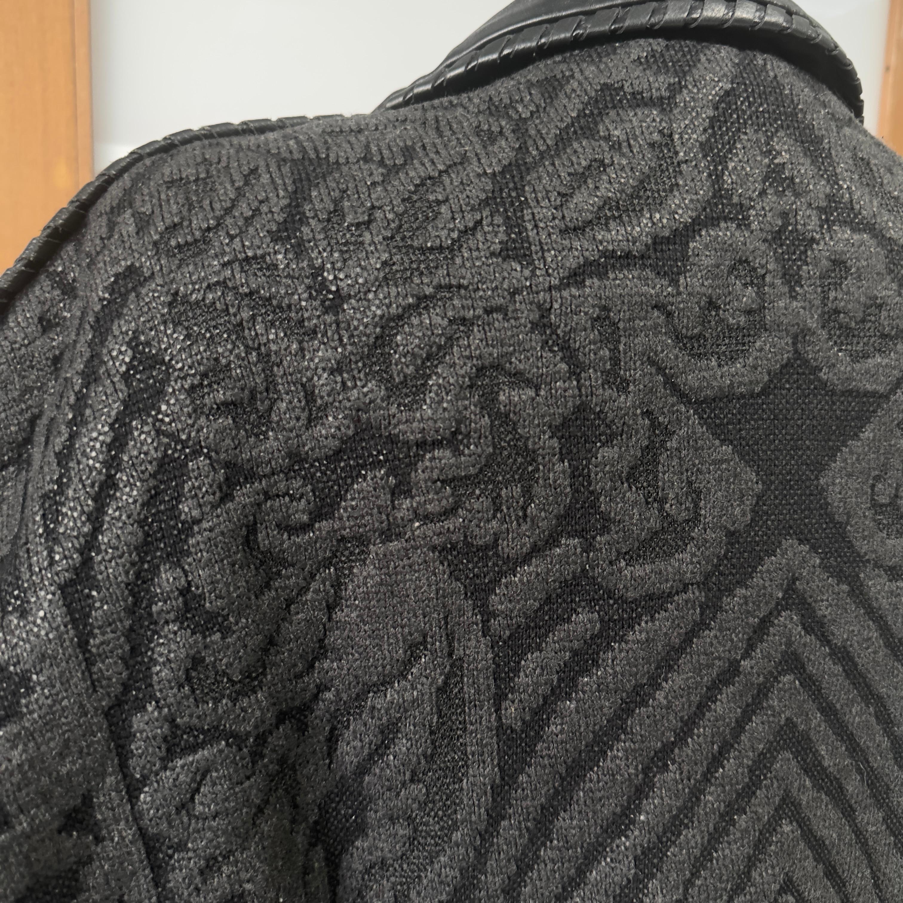 Gianfranco Ferré Vintage Jacket in Black Jacquard Fabric with Leather Inserts For Sale 6