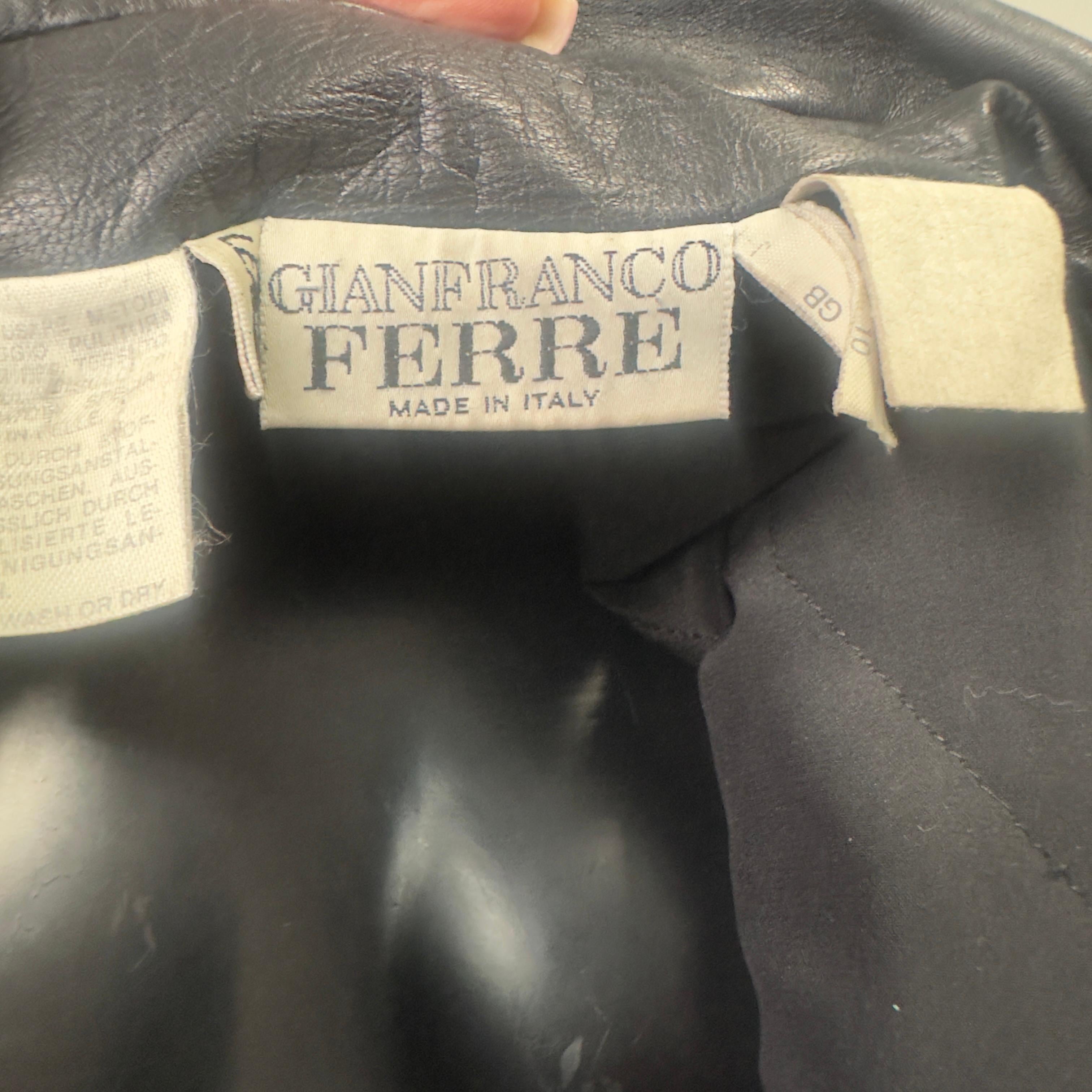 Gianfranco Ferré Vintage Jacket in Black Jacquard Fabric with Leather Inserts For Sale 11